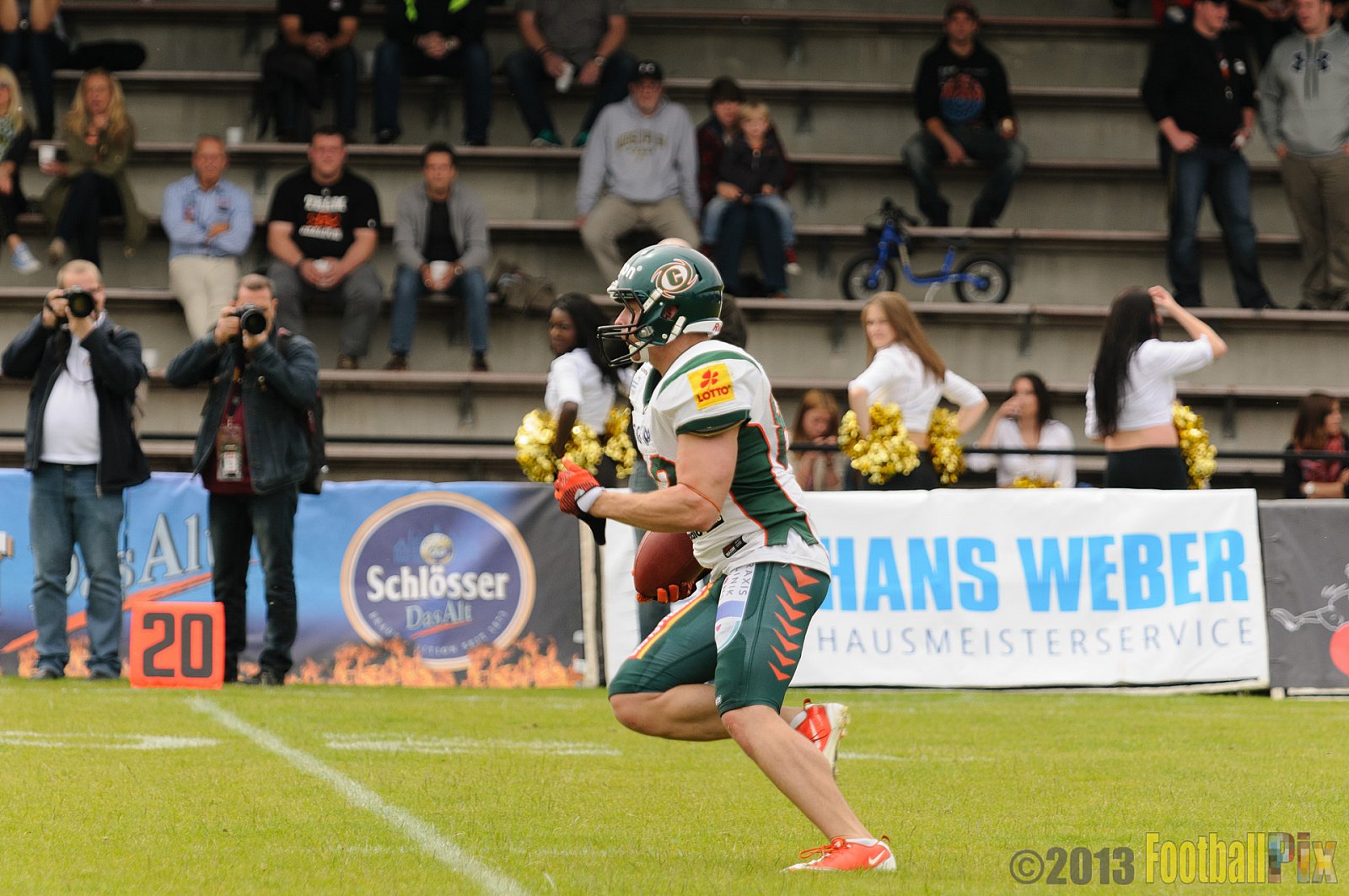 Düsseldorf Panther vs. Kiel Baltic Hurricanes - 30.06.2013 GFL Nord: Düsseldorf Panther vs. Kiel Baltic Hurricanes (10:47) 