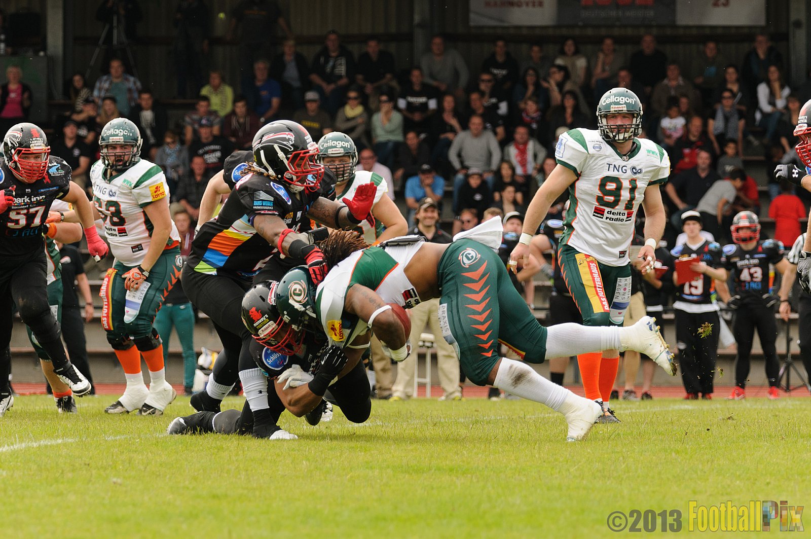 Düsseldorf Panther vs. Kiel Baltic Hurricanes - 30.06.2013 GFL Nord: Düsseldorf Panther vs. Kiel Baltic Hurricanes (10:47) 