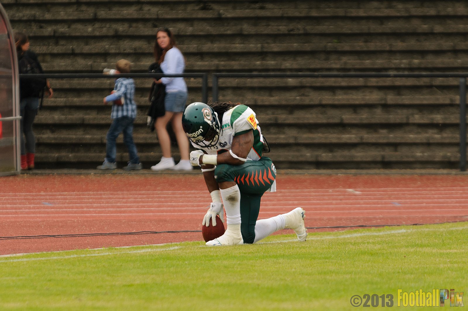 Düsseldorf Panther vs. Kiel Baltic Hurricanes - 30.06.2013 GFL Nord: Düsseldorf Panther vs. Kiel Baltic Hurricanes (10:47) 