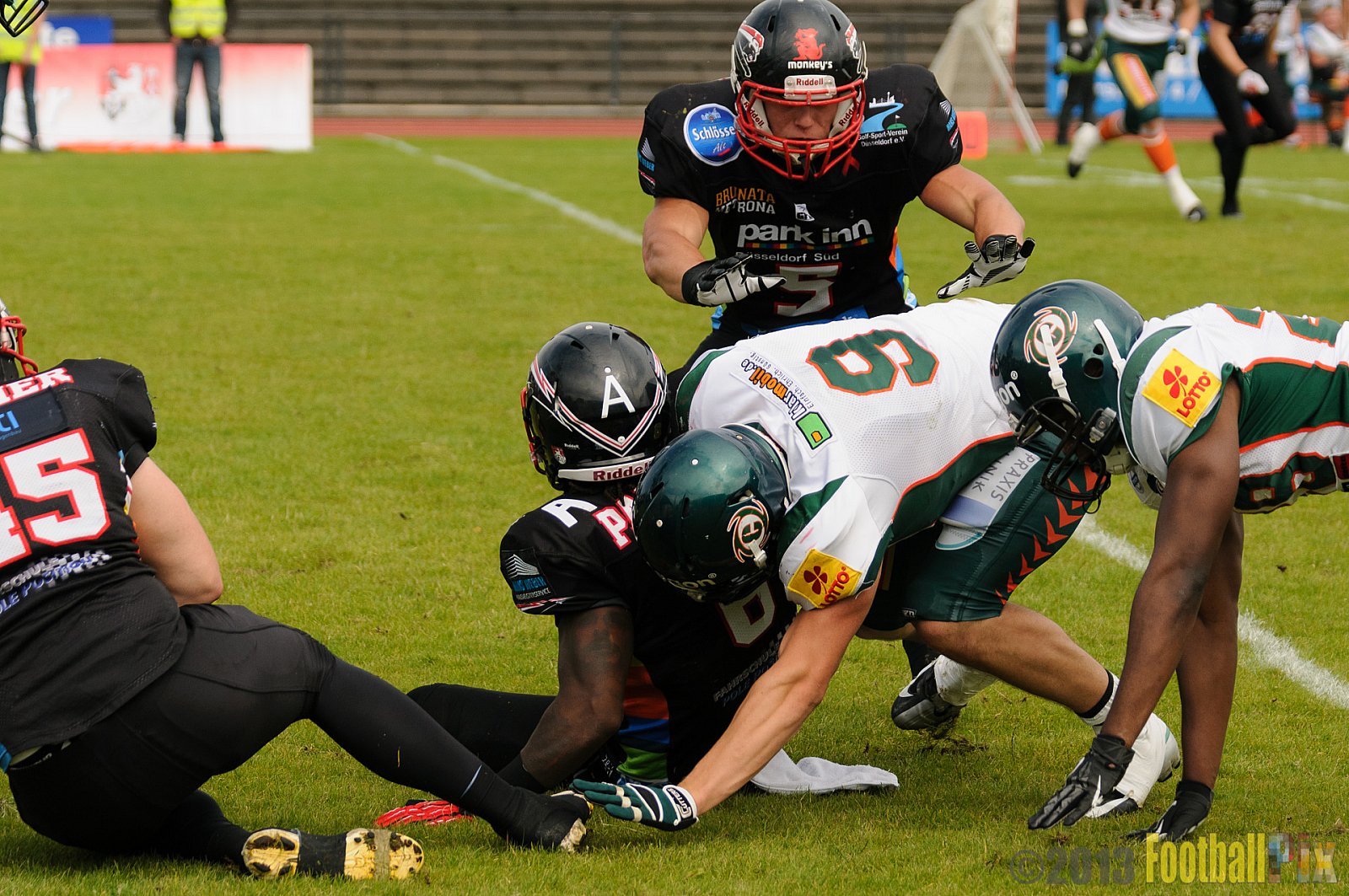 Düsseldorf Panther vs. Kiel Baltic Hurricanes - 30.06.2013 GFL Nord: Düsseldorf Panther vs. Kiel Baltic Hurricanes (10:47) 