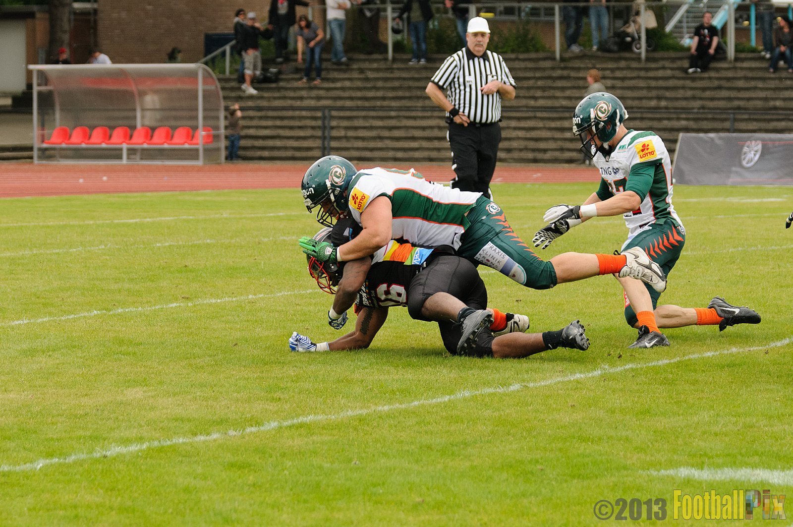 Düsseldorf Panther vs. Kiel Baltic Hurricanes - 30.06.2013 GFL Nord: Düsseldorf Panther vs. Kiel Baltic Hurricanes (10:47) 