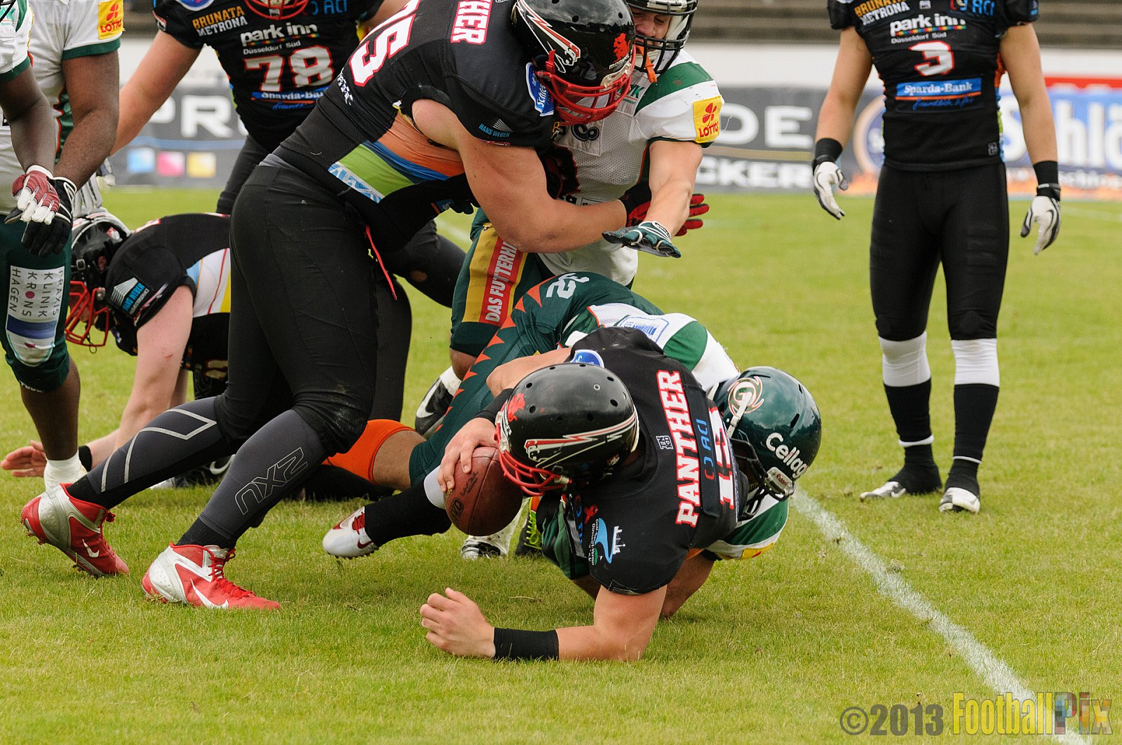 Düsseldorf Panther vs. Kiel Baltic Hurricanes - 30.06.2013 GFL Nord: Düsseldorf Panther vs. Kiel Baltic Hurricanes (10:47) 