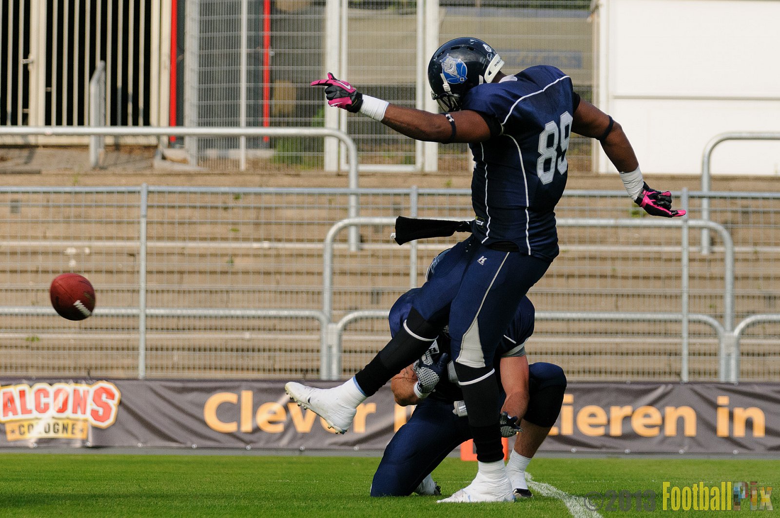 Cologne Falcons vs. Hamburg Blue Devils - 06.07.2013 GFL Nord: Cologne Falcons vs. Hamburg Blue Devils (14:42) 