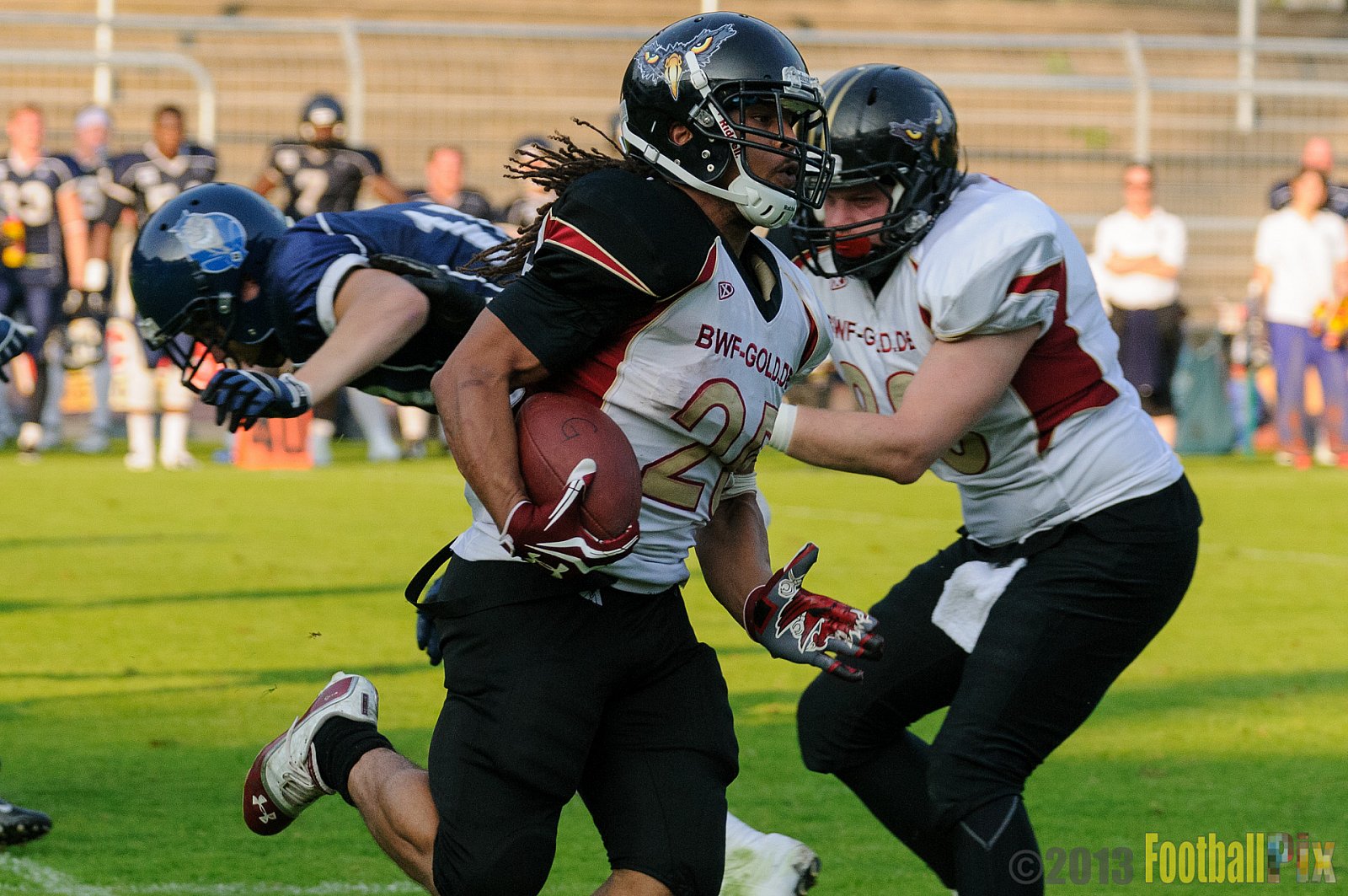 Cologne Falcons vs. Hamburg Blue Devils - 06.07.2013 GFL Nord: Cologne Falcons vs. Hamburg Blue Devils (14:42) 