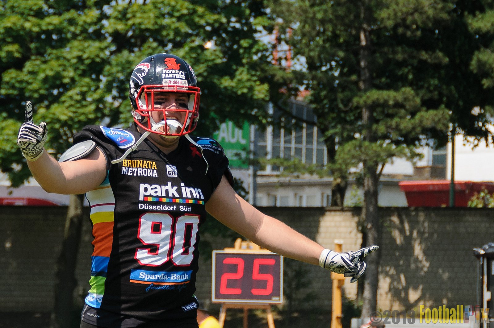 Düsseldorf Panther vs. Dresden Monarchs - 07.07.2013 GFL Nord: Düsseldorf Panther vs. Dresden Monarchs (14:42) 