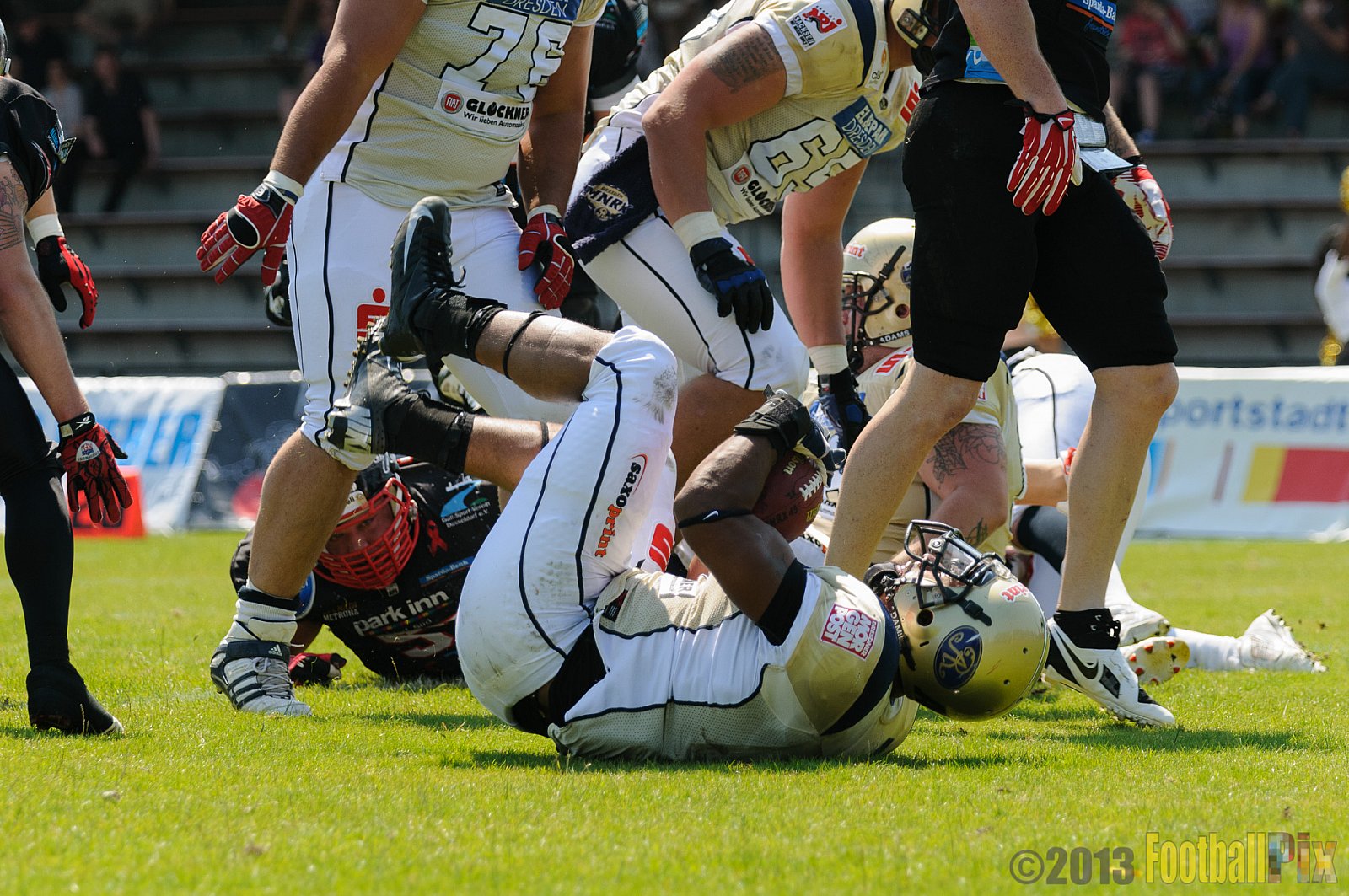 Düsseldorf Panther vs. Dresden Monarchs - 07.07.2013 GFL Nord: Düsseldorf Panther vs. Dresden Monarchs (14:42) 