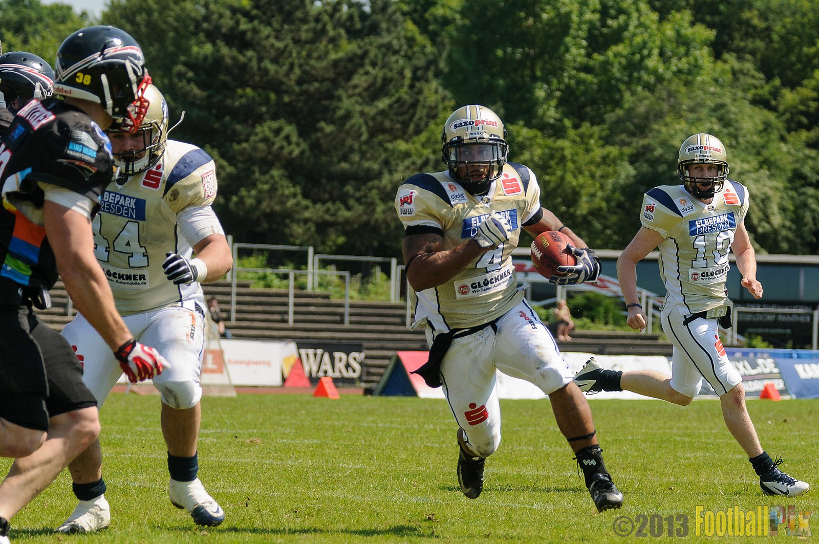 Düsseldorf Panther vs. Dresden Monarchs - 07.07.2013 GFL Nord: Düsseldorf Panther vs. Dresden Monarchs (14:42) 
