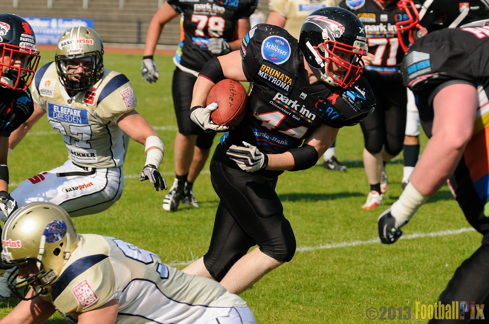 Düsseldorf Panther vs. Dresden Monarchs - 07.07.2013 GFL Nord: Düsseldorf Panther vs. Dresden Monarchs (14:42) 