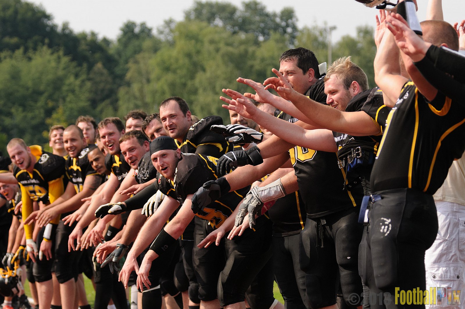 Düsseldorf Bulldozer vs. Mülheim Shamrocks - 14.07.2013 Düsseldorf Bulldozer vs. Mülheim Shamrocks (34:0) 