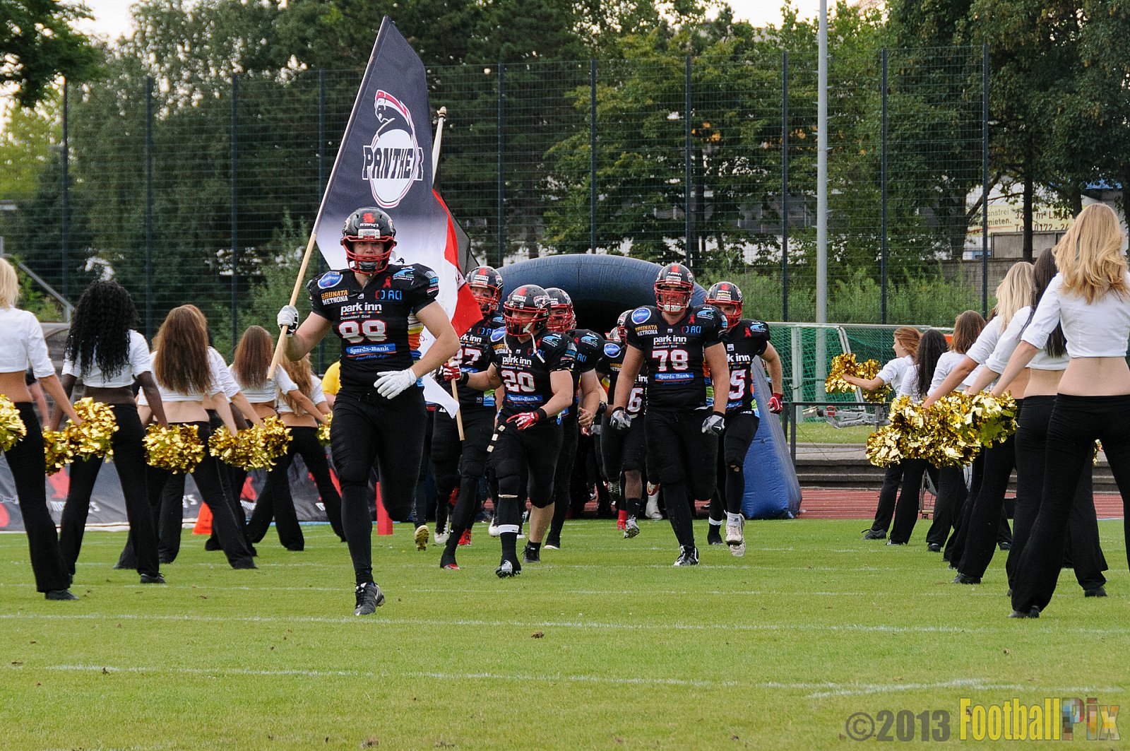Düsseldorf Panther vs. Hamburg Blue Devils - 10.08.2013 GFL Nord: Düsseldorf Panther vs. Hamburg Blue Devils (28:9) 