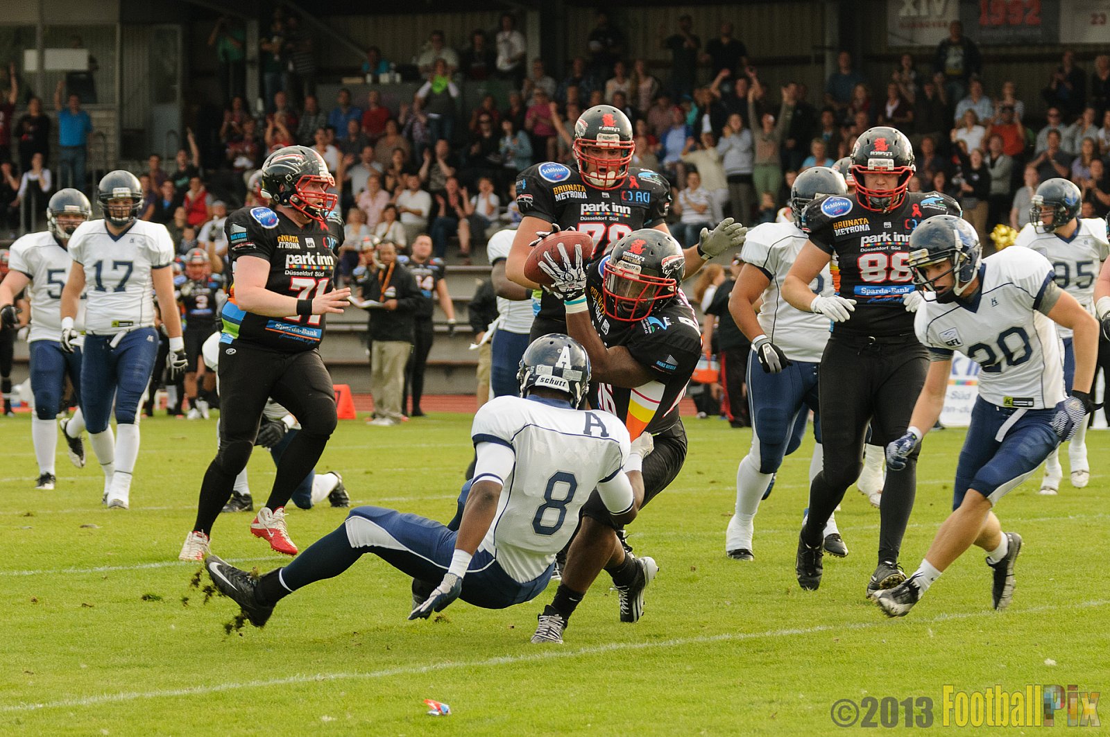 Düsseldorf Panther vs. Hamburg Blue Devils - 10.08.2013 GFL Nord: Düsseldorf Panther vs. Hamburg Blue Devils (28:9) 