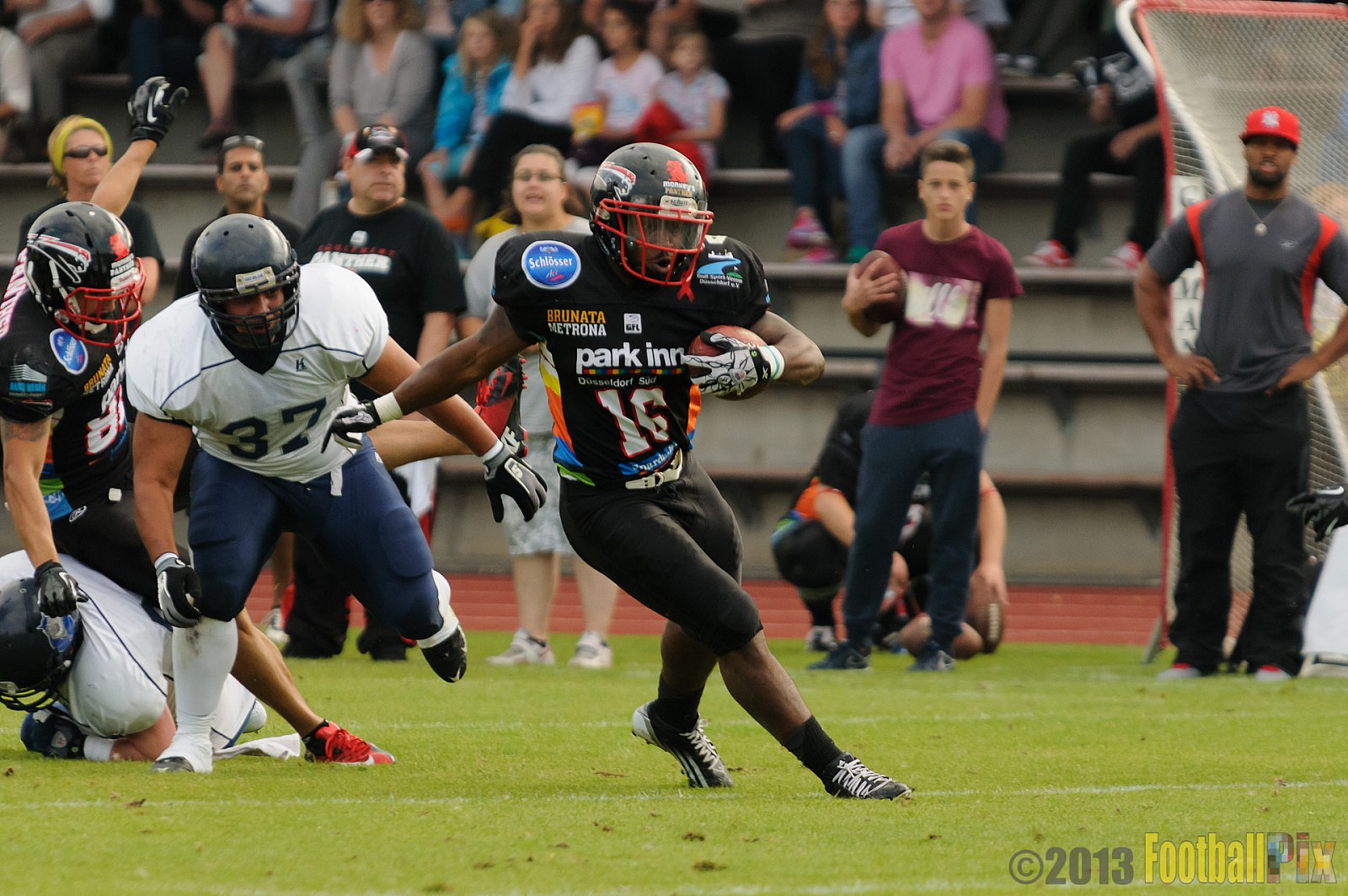 Düsseldorf Panther vs. Hamburg Blue Devils - 10.08.2013 GFL Nord: Düsseldorf Panther vs. Hamburg Blue Devils (28:9) 