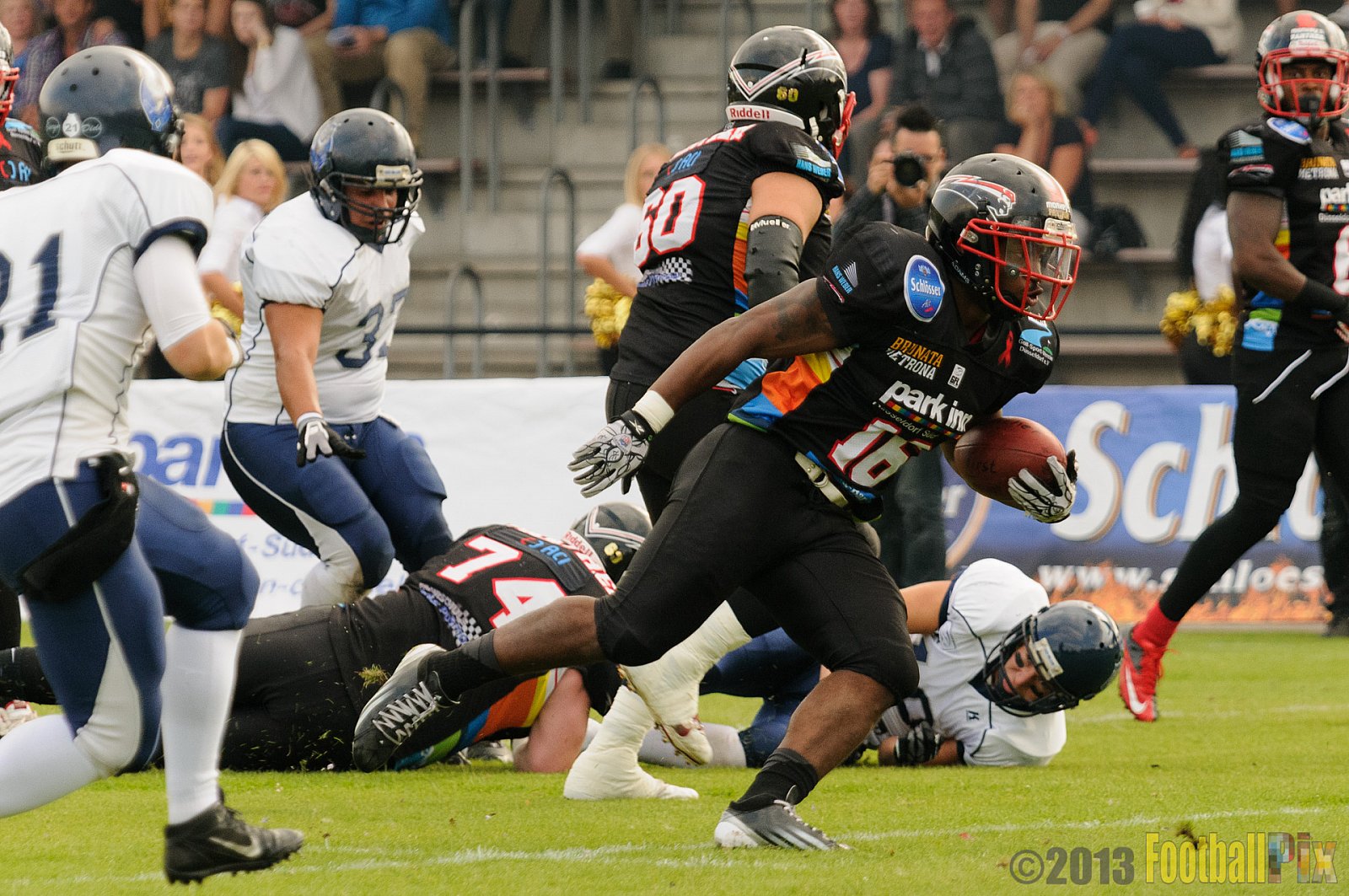 Düsseldorf Panther vs. Hamburg Blue Devils - 10.08.2013 GFL Nord: Düsseldorf Panther vs. Hamburg Blue Devils (28:9) 
