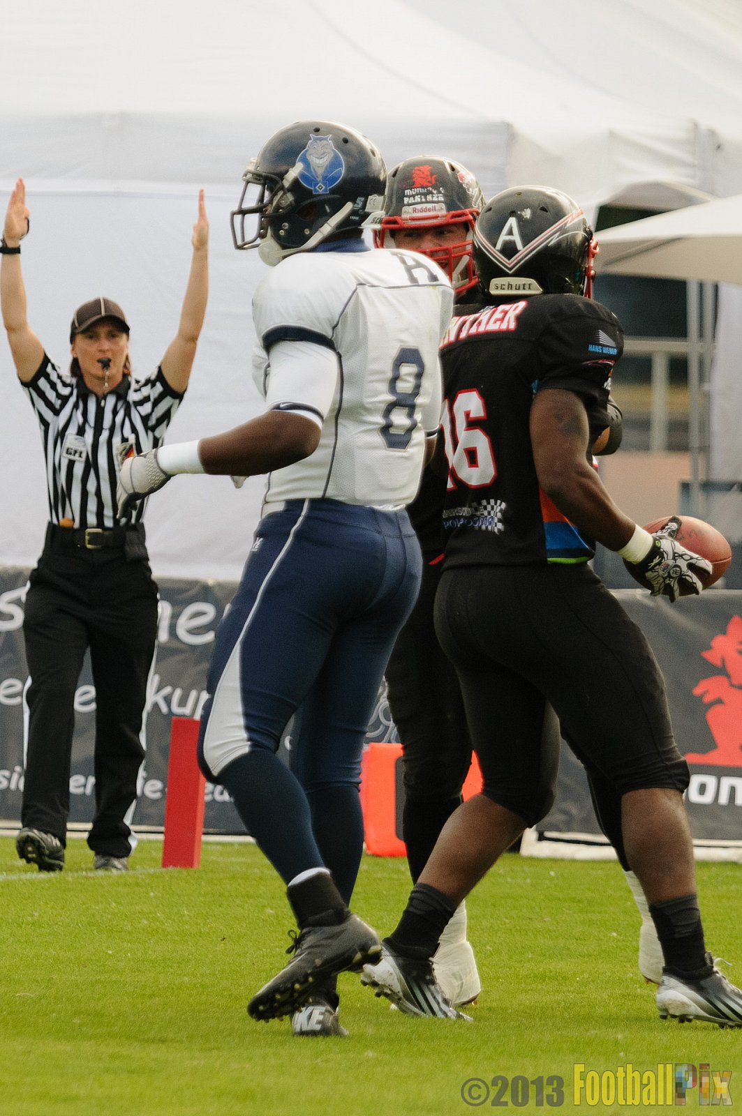 Düsseldorf Panther vs. Hamburg Blue Devils - 10.08.2013 GFL Nord: Düsseldorf Panther vs. Hamburg Blue Devils (28:9) 