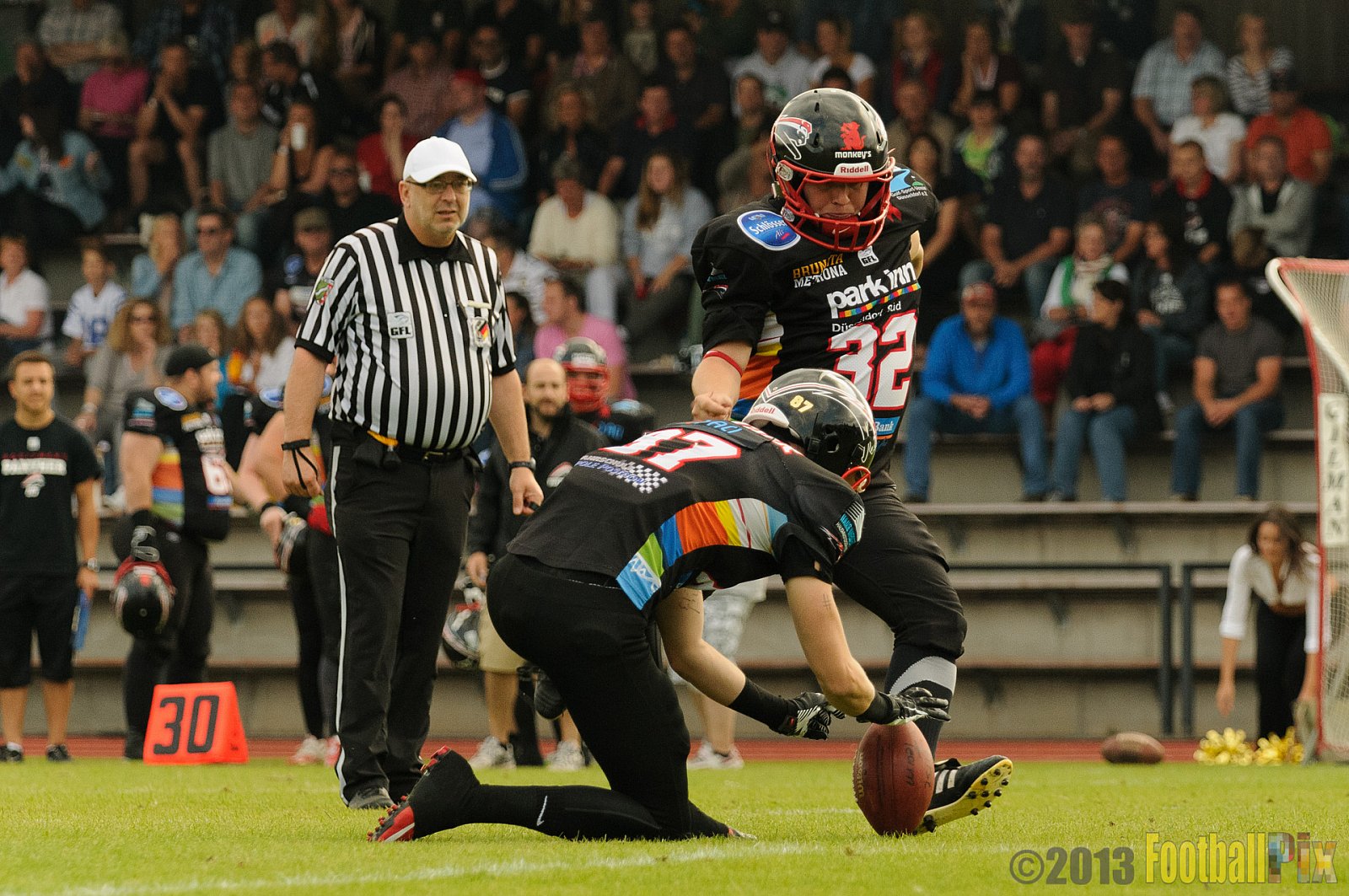 Düsseldorf Panther vs. Hamburg Blue Devils - 10.08.2013 GFL Nord: Düsseldorf Panther vs. Hamburg Blue Devils (28:9) 