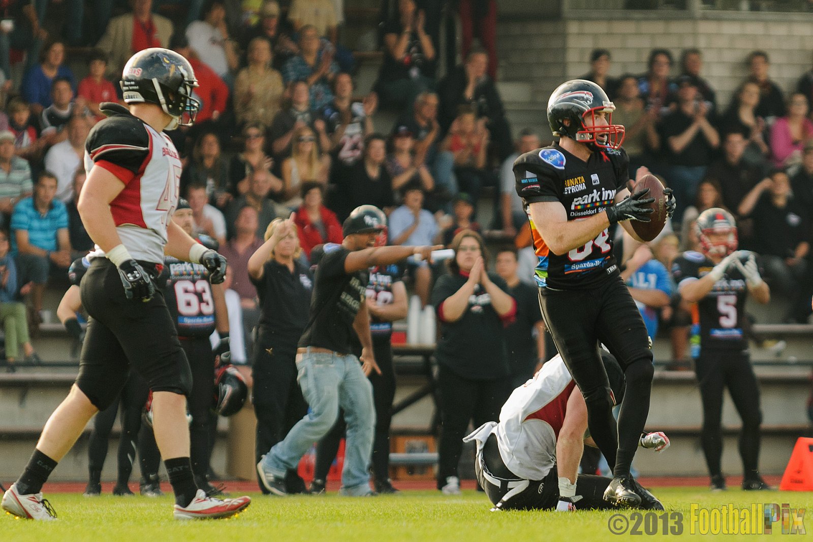 Düsseldorf Panther vs. Cologne Falcons - 31.08.2013 GFL Nord: Düsseldorf Panther vs. Cologne Falcons (28:21) 