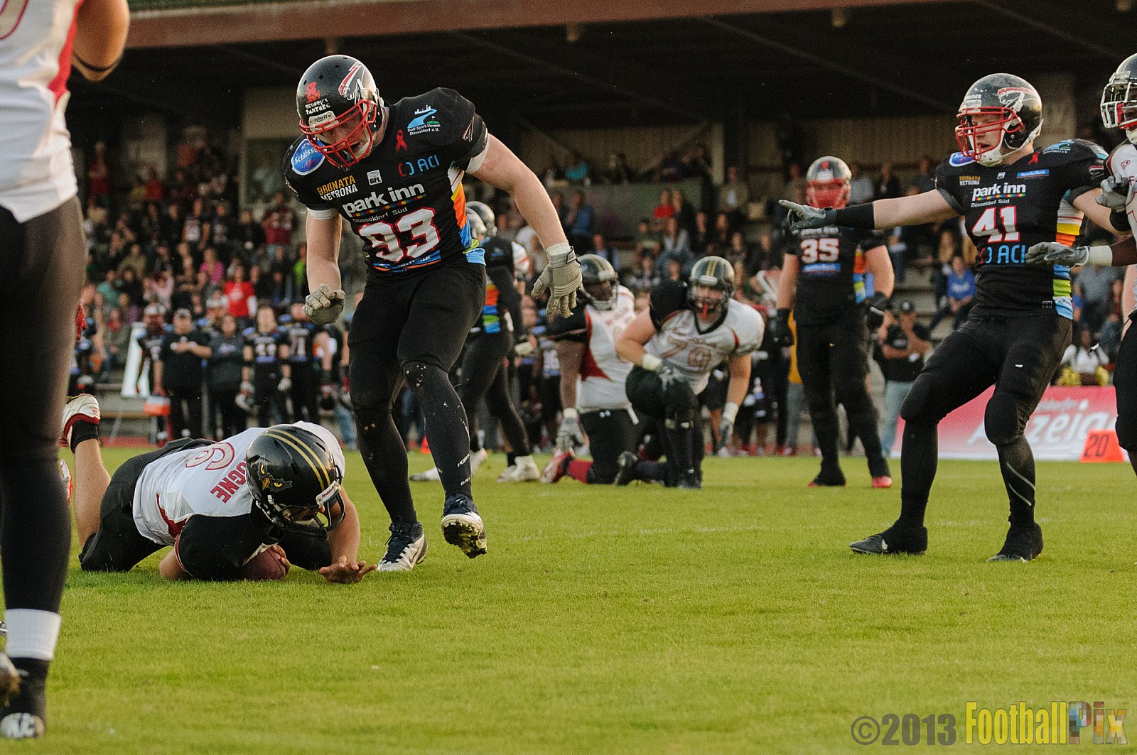 Düsseldorf Panther vs. Cologne Falcons - 31.08.2013 GFL Nord: Düsseldorf Panther vs. Cologne Falcons (28:21) 