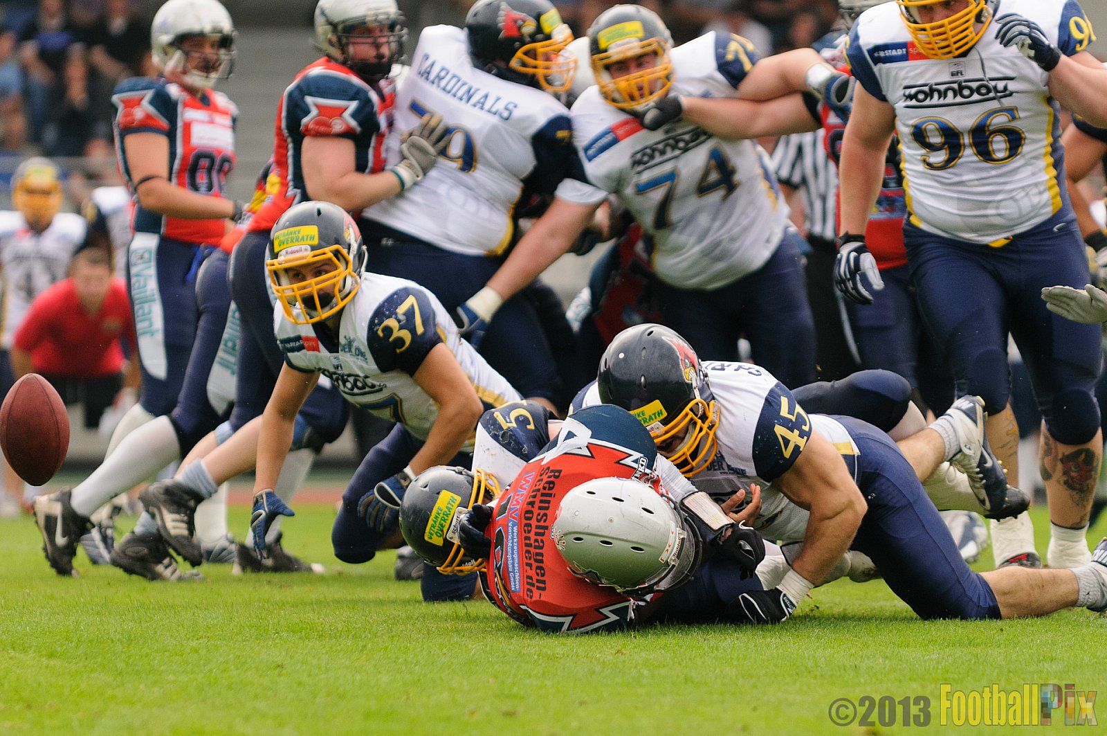 Essen Assindia Cardinals vs. Remscheid Amboss  - 07.09.2013 Essen Assindia Cardinals vs. Remscheid Amboss (13:14) 