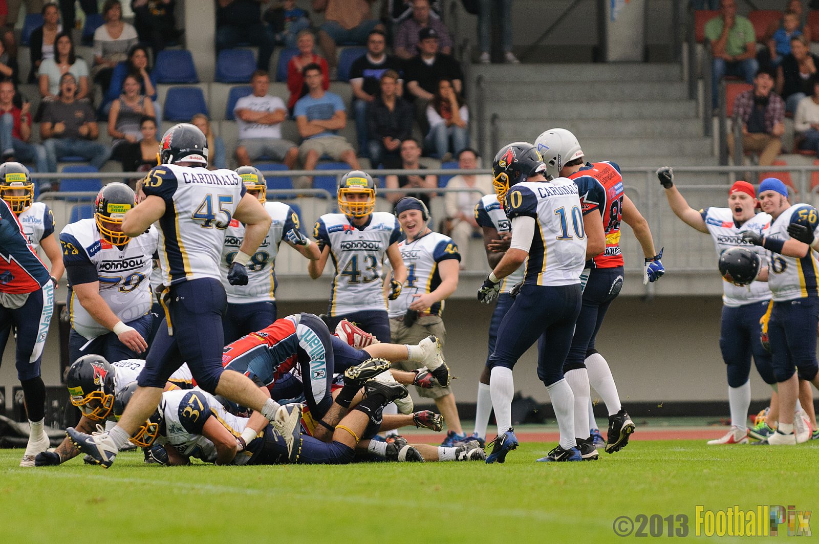 Essen Assindia Cardinals vs. Remscheid Amboss  - 07.09.2013 Essen Assindia Cardinals vs. Remscheid Amboss (13:14) 