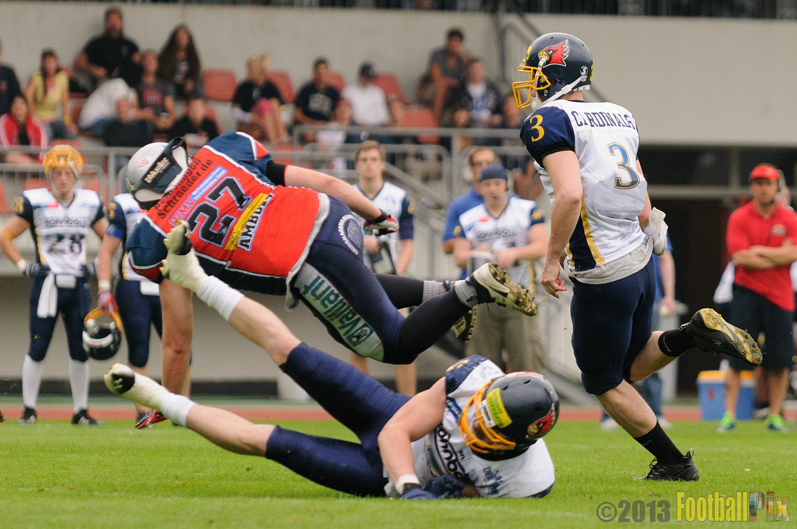 Essen Assindia Cardinals vs. Remscheid Amboss  - 07.09.2013 Essen Assindia Cardinals vs. Remscheid Amboss (13:14) 