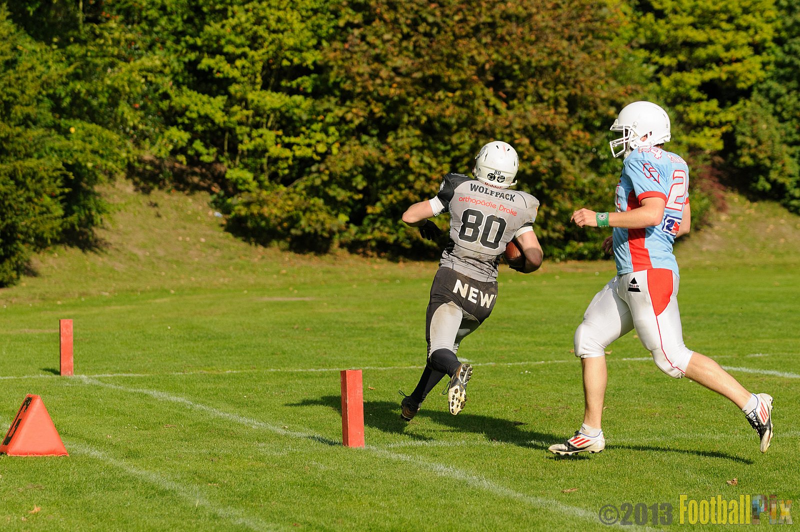Mönchengladbach Wolfpack vs. Bonn Gamecocks II - 28.09.2013 Mönchengladbach Wolfpack vs. Bonn Gamecocks II (50:0) 