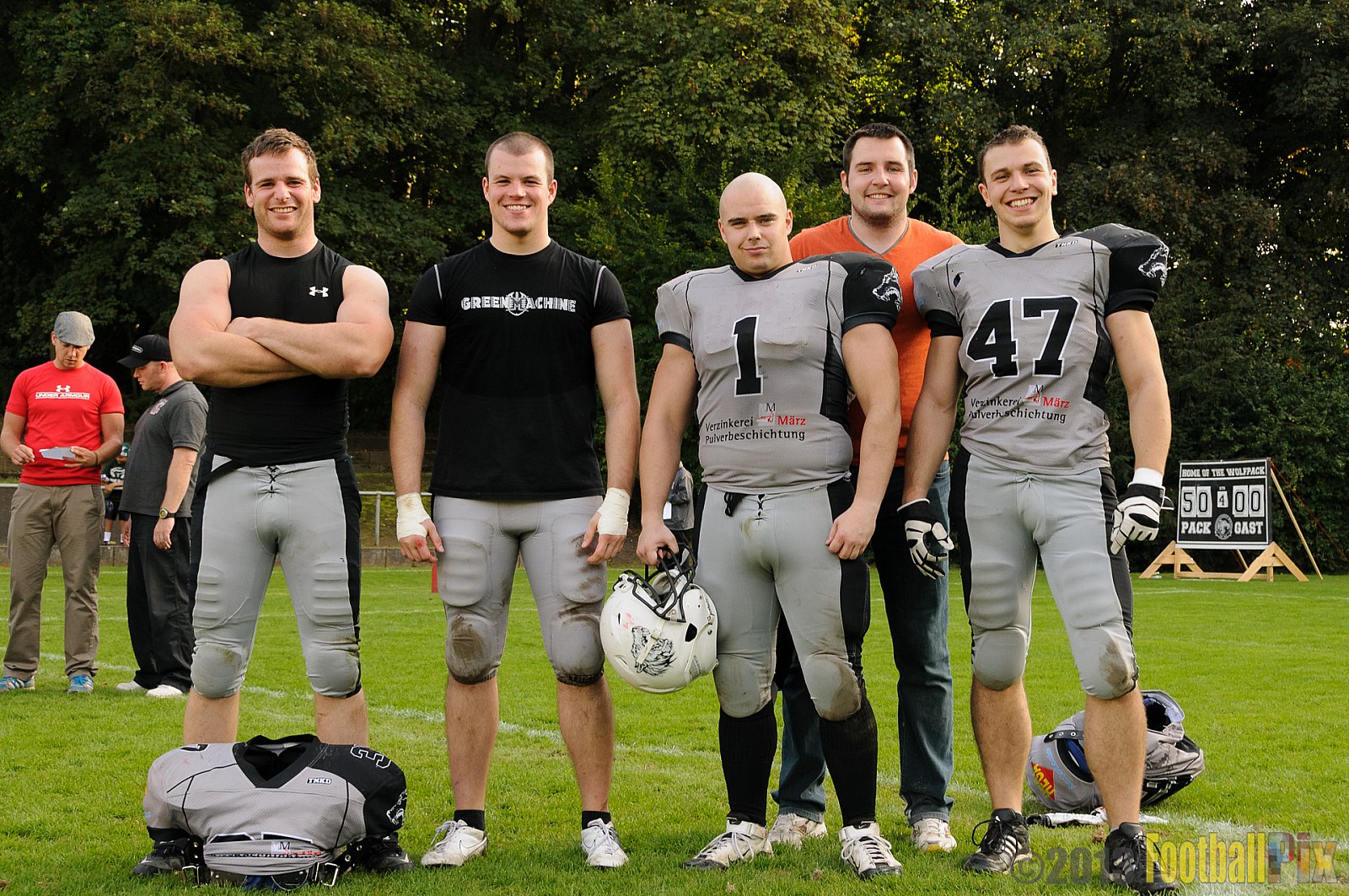 Mönchengladbach Wolfpack vs. Bonn Gamecocks II - 28.09.2013 Mönchengladbach Wolfpack vs. Bonn Gamecocks II (50:0) 