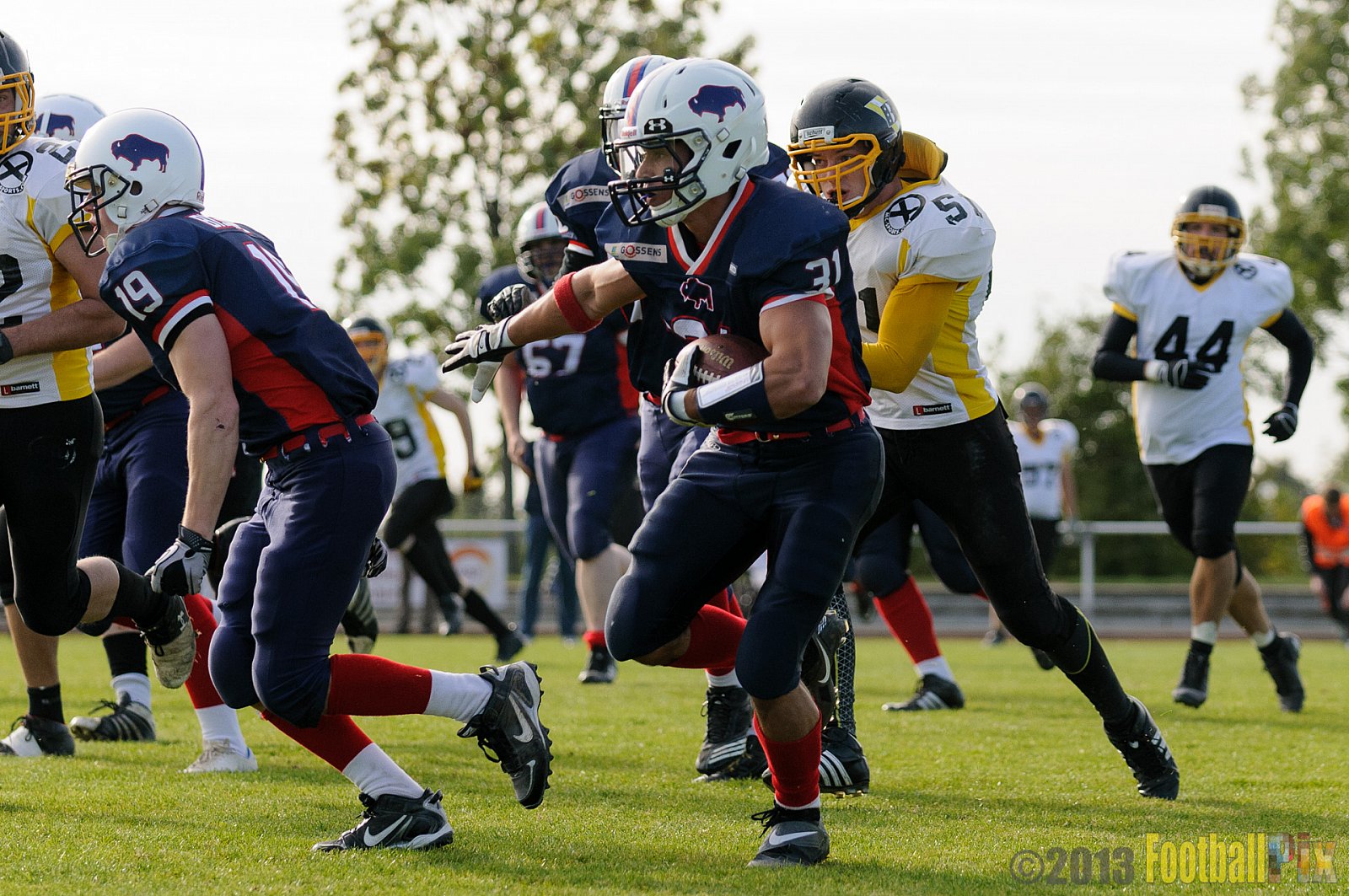 Kreis Heinsberg Bisons vs. Düsseldorf Bulldozer - 03.10.2013 Kreis Heinsberg Bisons vs. Düsseldorf Bulldozer (6:36) 