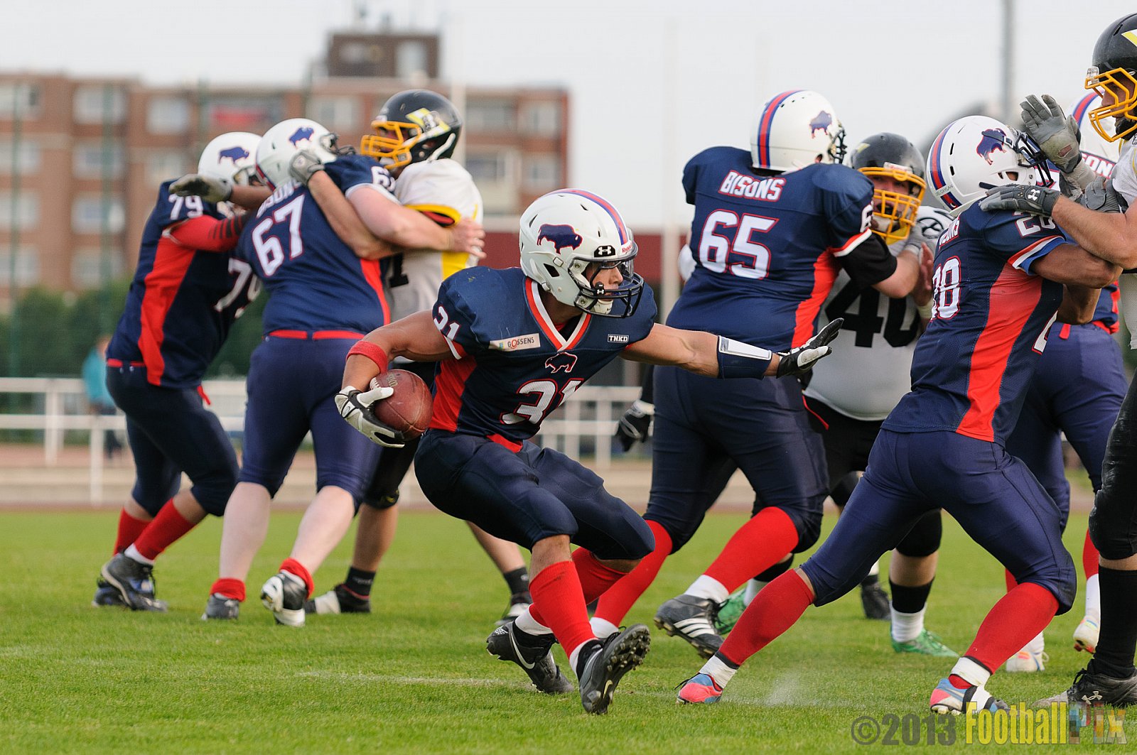 Kreis Heinsberg Bisons vs. Düsseldorf Bulldozer - 03.10.2013 Kreis Heinsberg Bisons vs. Düsseldorf Bulldozer (6:36) 