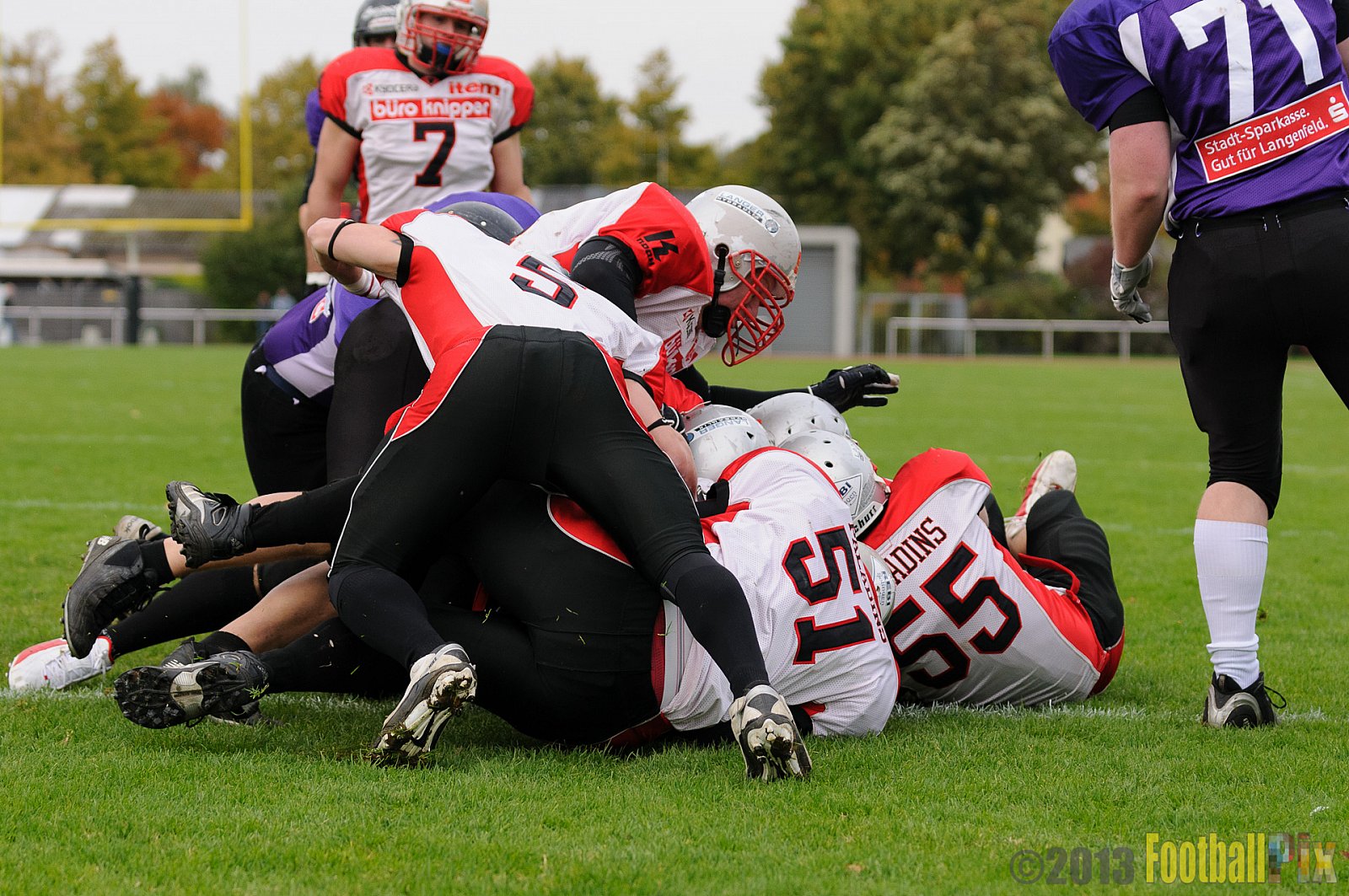 Langenfeld Longhorns vs. Solingen Paladins - 13.10.2013 Langenfeld Longhorns vs. Solingen Paladins (46:6) 