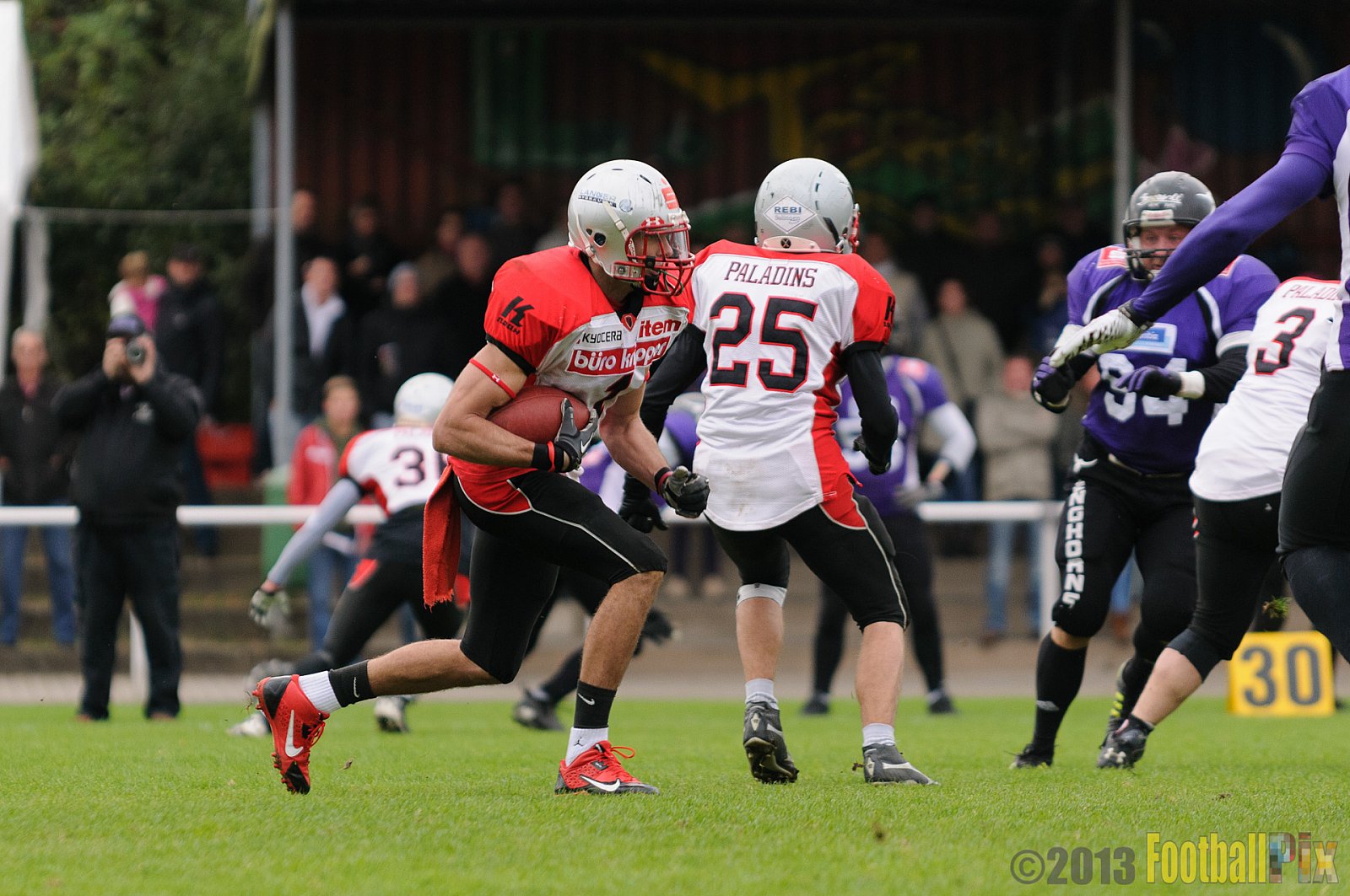 Langenfeld Longhorns vs. Solingen Paladins - 13.10.2013 Langenfeld Longhorns vs. Solingen Paladins (46:6) 