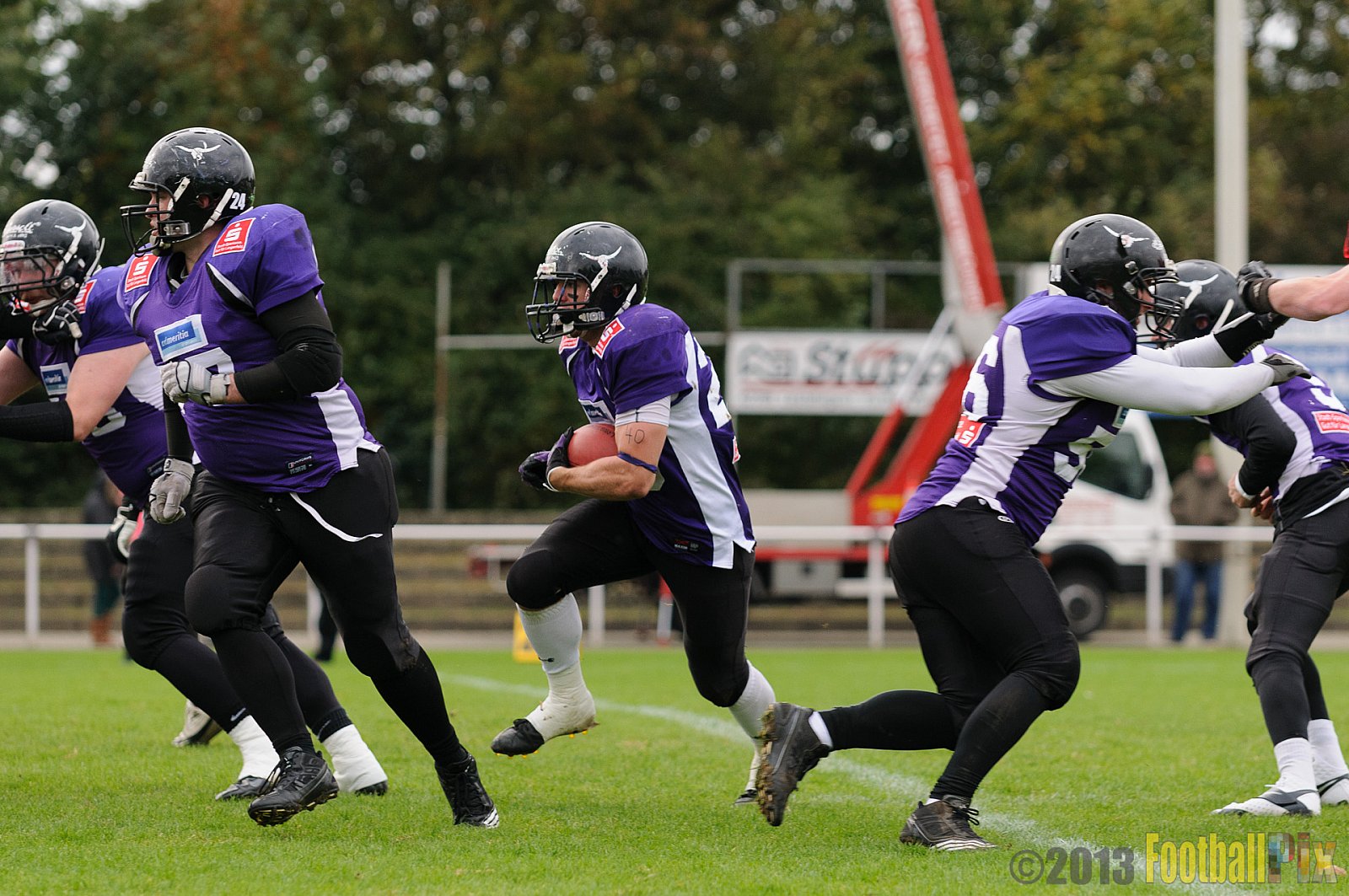 Langenfeld Longhorns vs. Solingen Paladins - 13.10.2013 Langenfeld Longhorns vs. Solingen Paladins (46:6) 