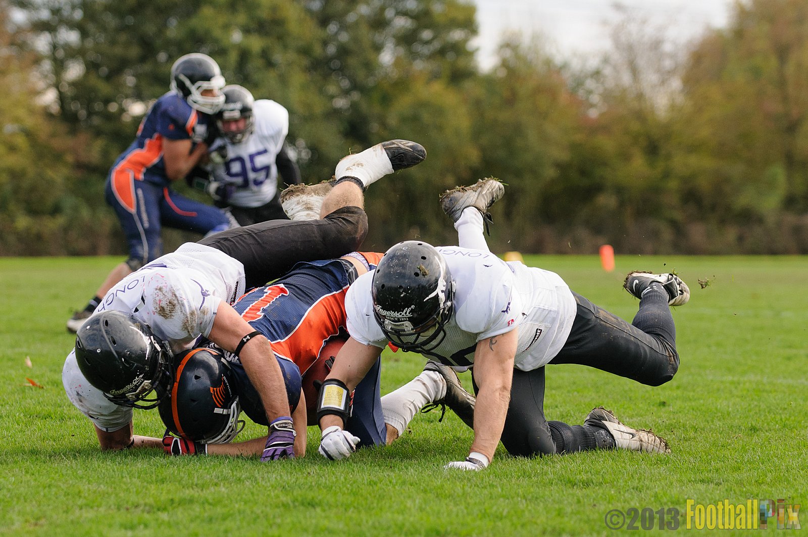Leverkusen Tornados vs. Langenfeld Longhorns - 26.10.2013 Leverkusen Tornados vs. Langenfeld Longhorns (6:40) 