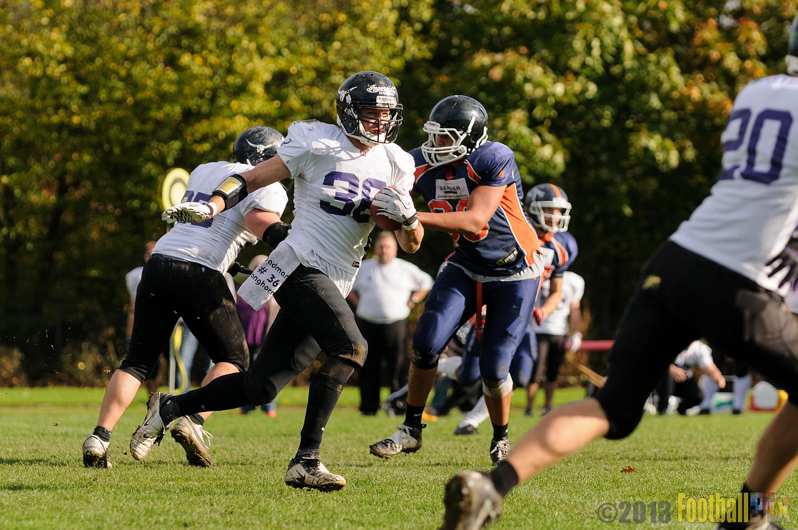 Leverkusen Tornados vs. Langenfeld Longhorns - 26.10.2013 Leverkusen Tornados vs. Langenfeld Longhorns (6:40) 