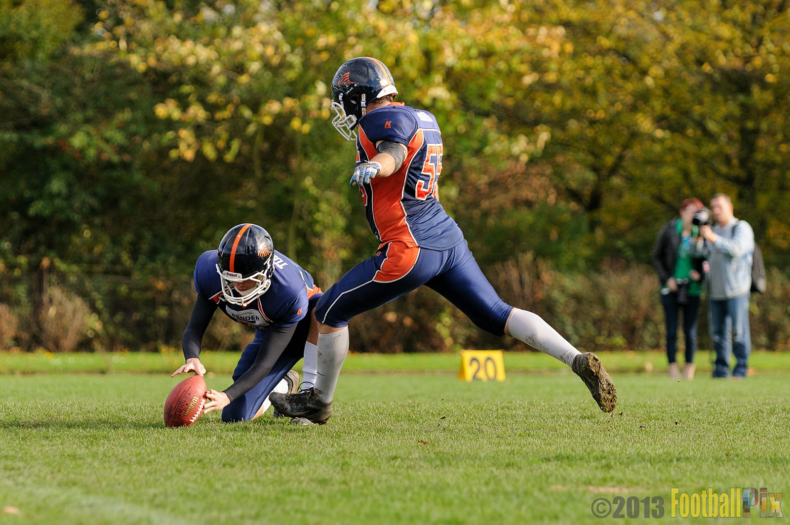 Leverkusen Tornados vs. Langenfeld Longhorns - 26.10.2013 Leverkusen Tornados vs. Langenfeld Longhorns (6:40) 