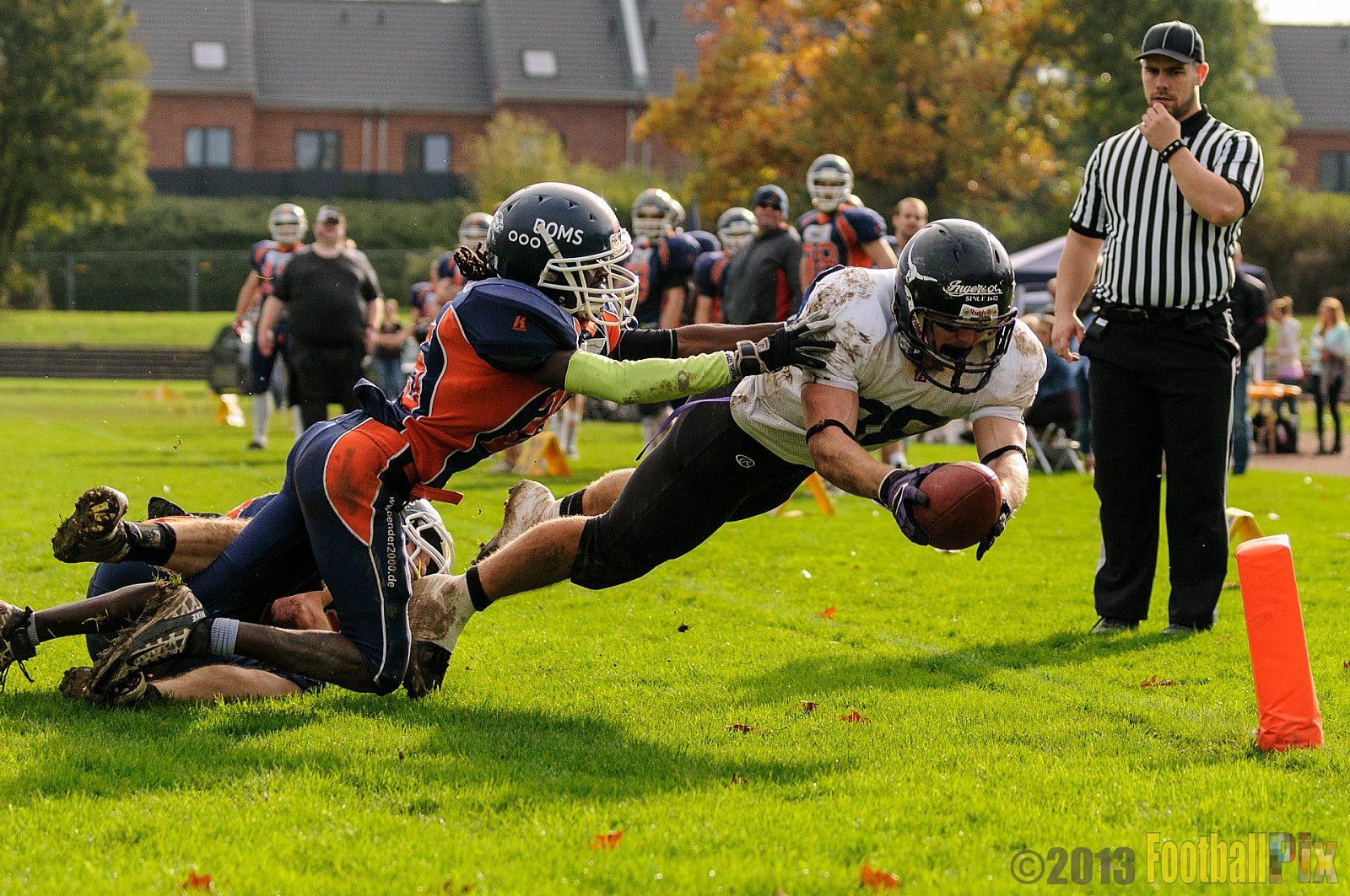 Leverkusen Tornados vs. Langenfeld Longhorns - 26.10.2013 Leverkusen Tornados vs. Langenfeld Longhorns (6:40) 
