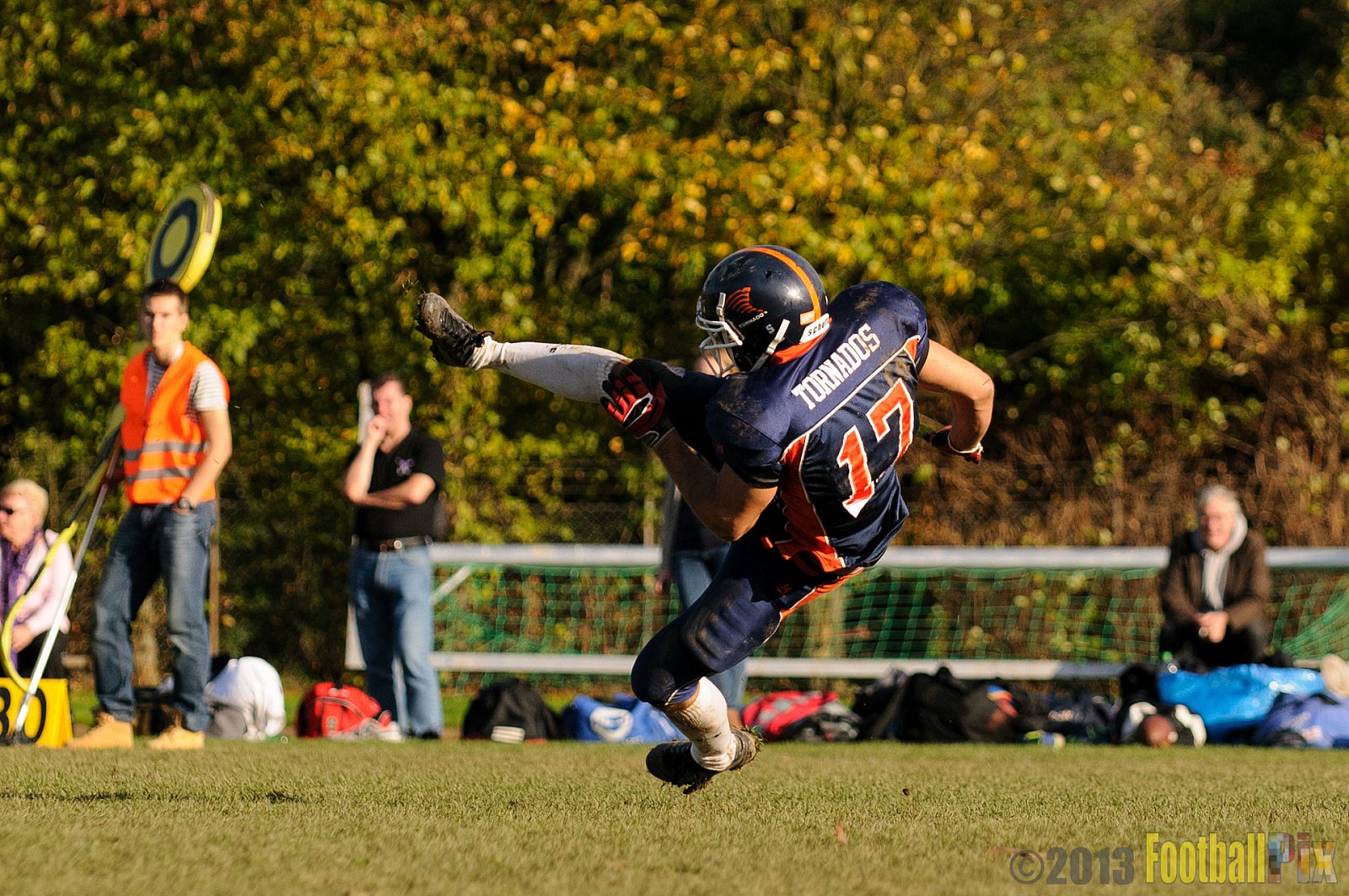 Leverkusen Tornados vs. Langenfeld Longhorns - 26.10.2013 Leverkusen Tornados vs. Langenfeld Longhorns (6:40) 