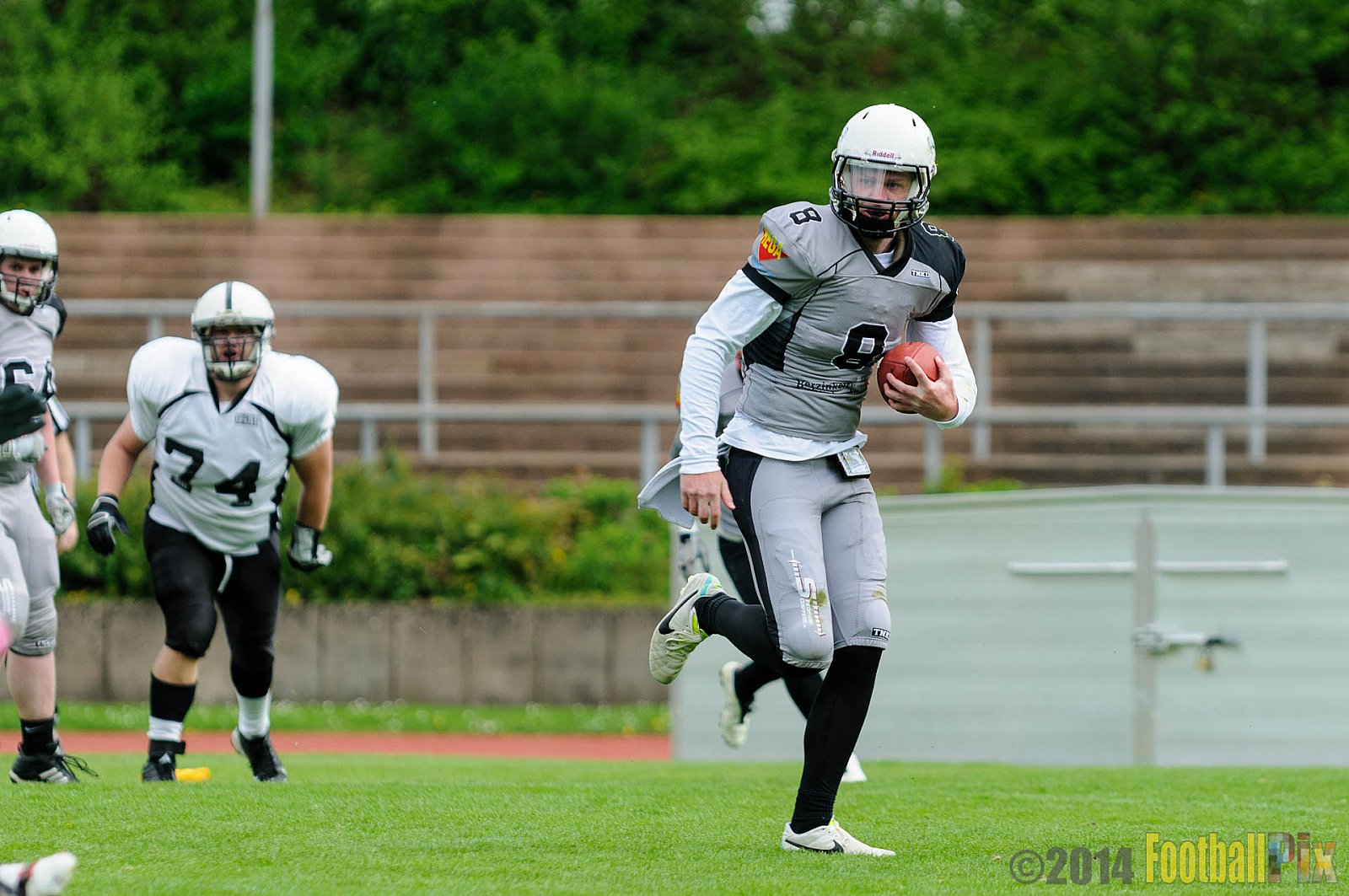 Mönchengladbach Wolfpack vs. Aachen Vampires - 13.04.2014 Mönchengladbach Wolfpack vs. Aachen Vampires (8:8)