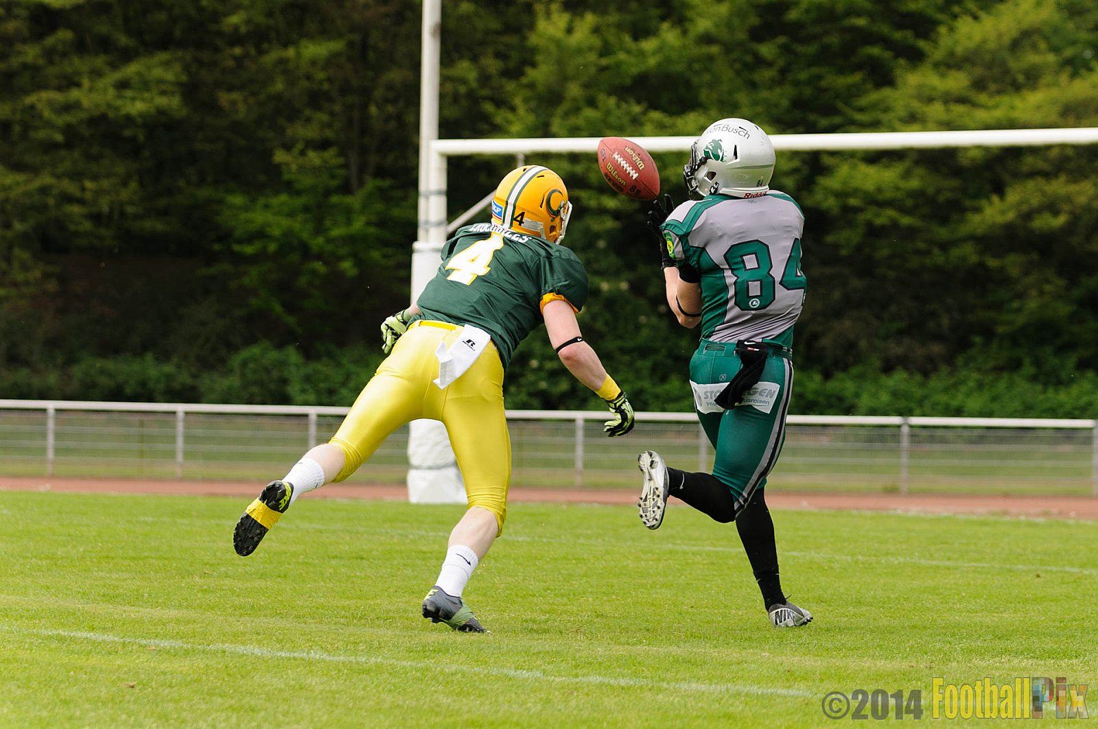 Cologne Crocodiles vs. Bielefeld Bulldogs - 26.04.2014 GFL2 Nord: Cologne Crocodiles vs. Bielefeld Bulldogs (27:49)