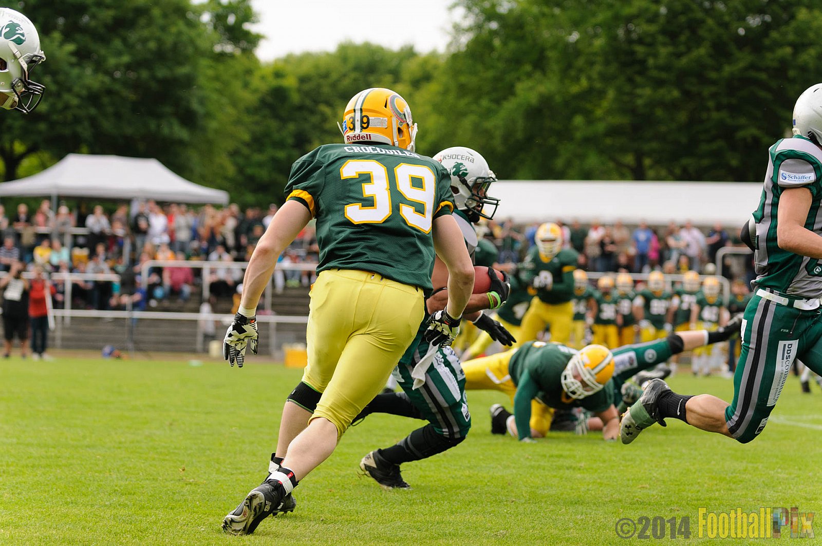 Cologne Crocodiles vs. Bielefeld Bulldogs - 26.04.2014 GFL2 Nord: Cologne Crocodiles vs. Bielefeld Bulldogs (27:49)