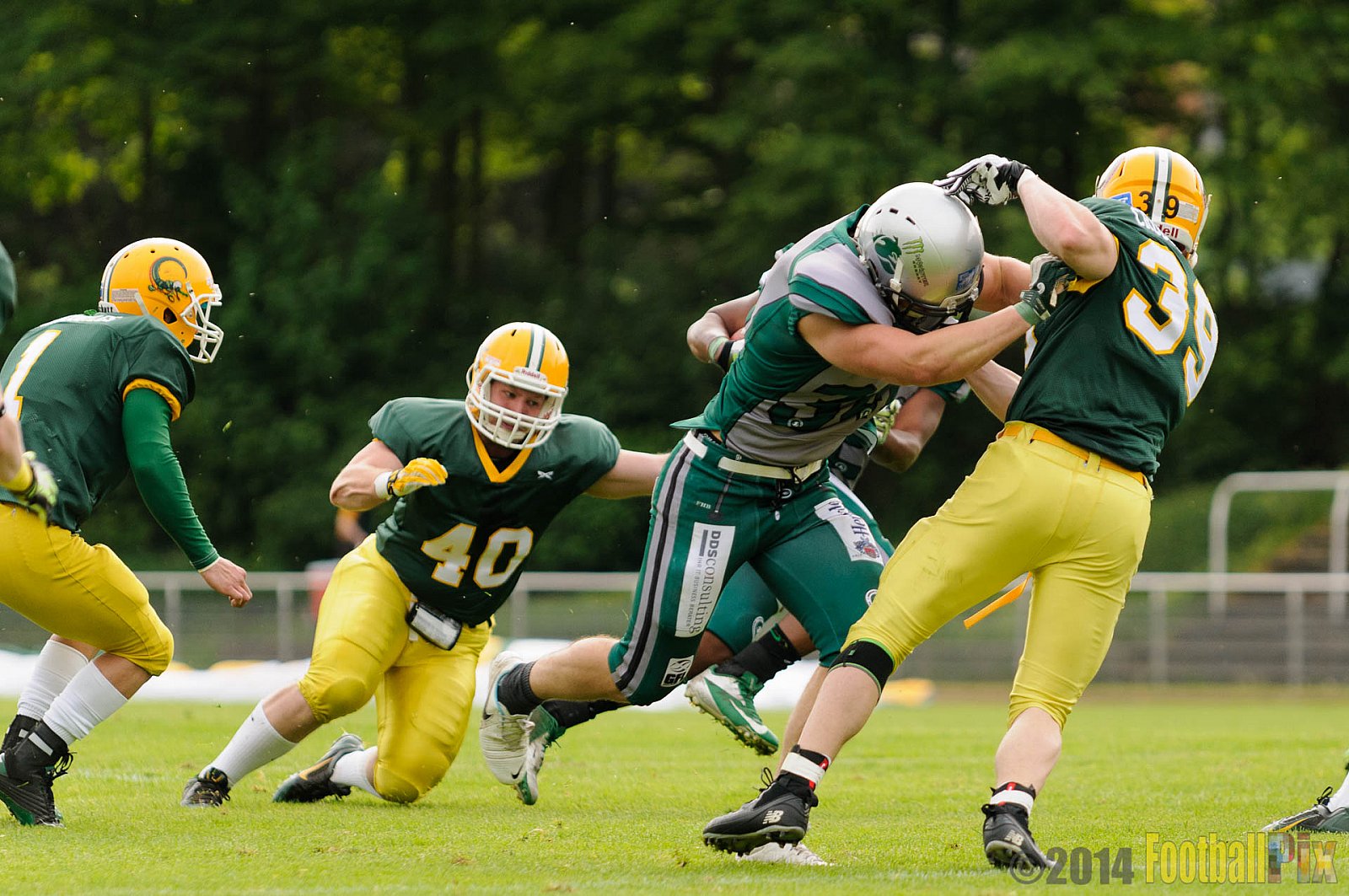 Cologne Crocodiles vs. Bielefeld Bulldogs - 26.04.2014 GFL2 Nord: Cologne Crocodiles vs. Bielefeld Bulldogs (27:49)