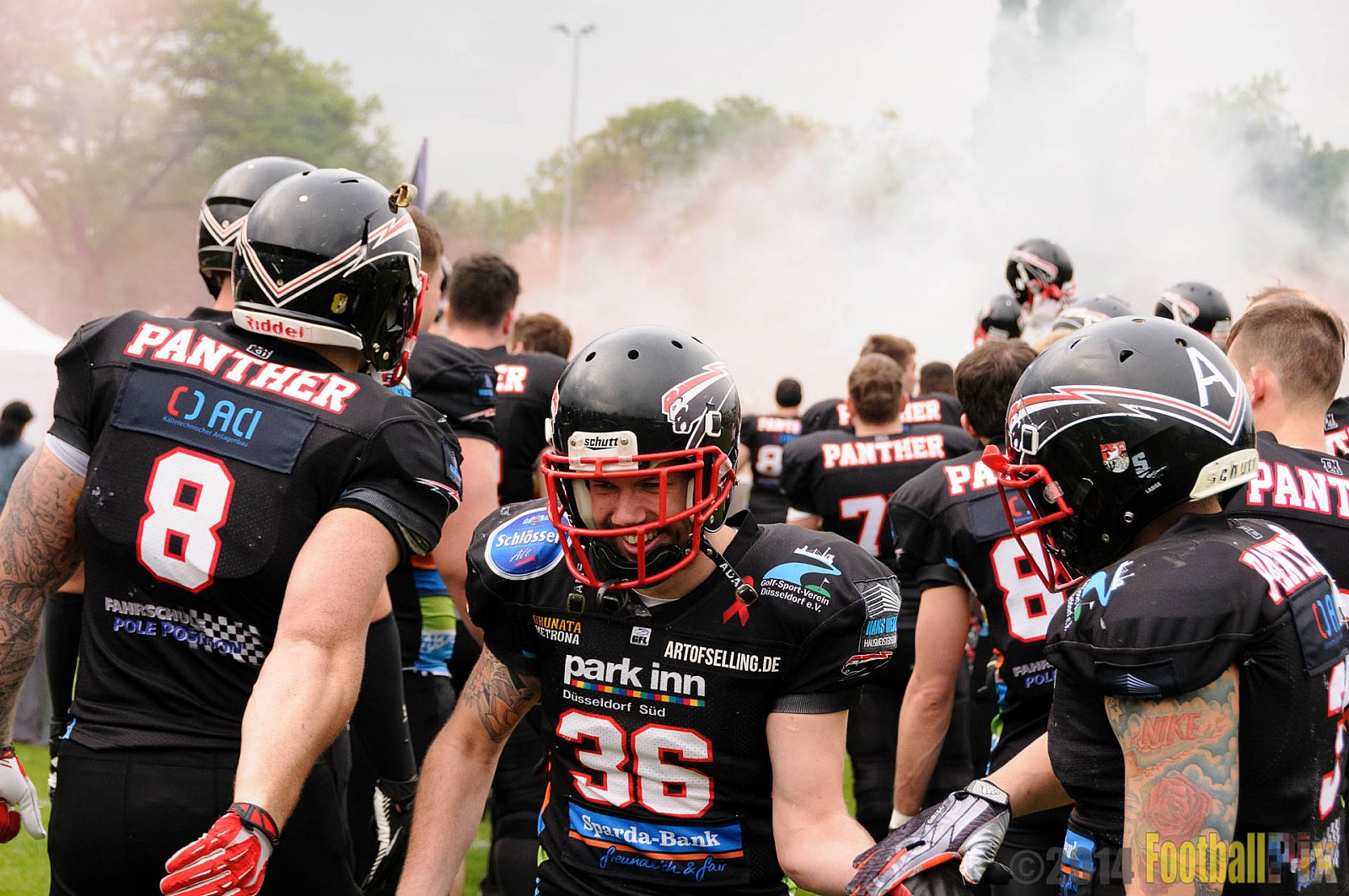 Düsseldorf Panther vs. Köln Falcons - 26.04.2014 GFL Nord: Düsseldorf Panther vs. Köln Falcons (25:27)