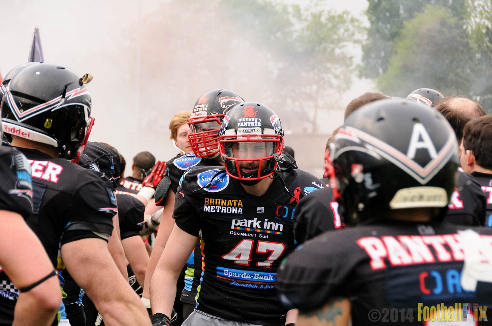 Düsseldorf Panther vs. Köln Falcons - 26.04.2014 GFL Nord: Düsseldorf Panther vs. Köln Falcons (25:27)
