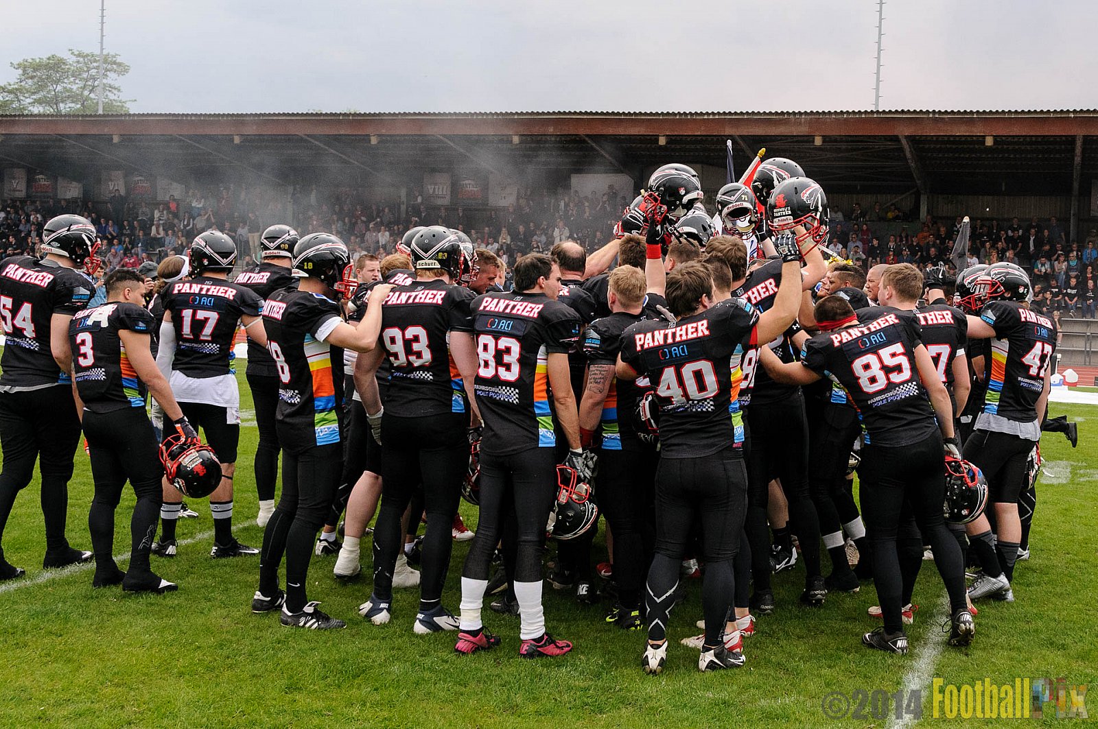 Düsseldorf Panther vs. Köln Falcons - 26.04.2014 GFL Nord: Düsseldorf Panther vs. Köln Falcons (25:27)