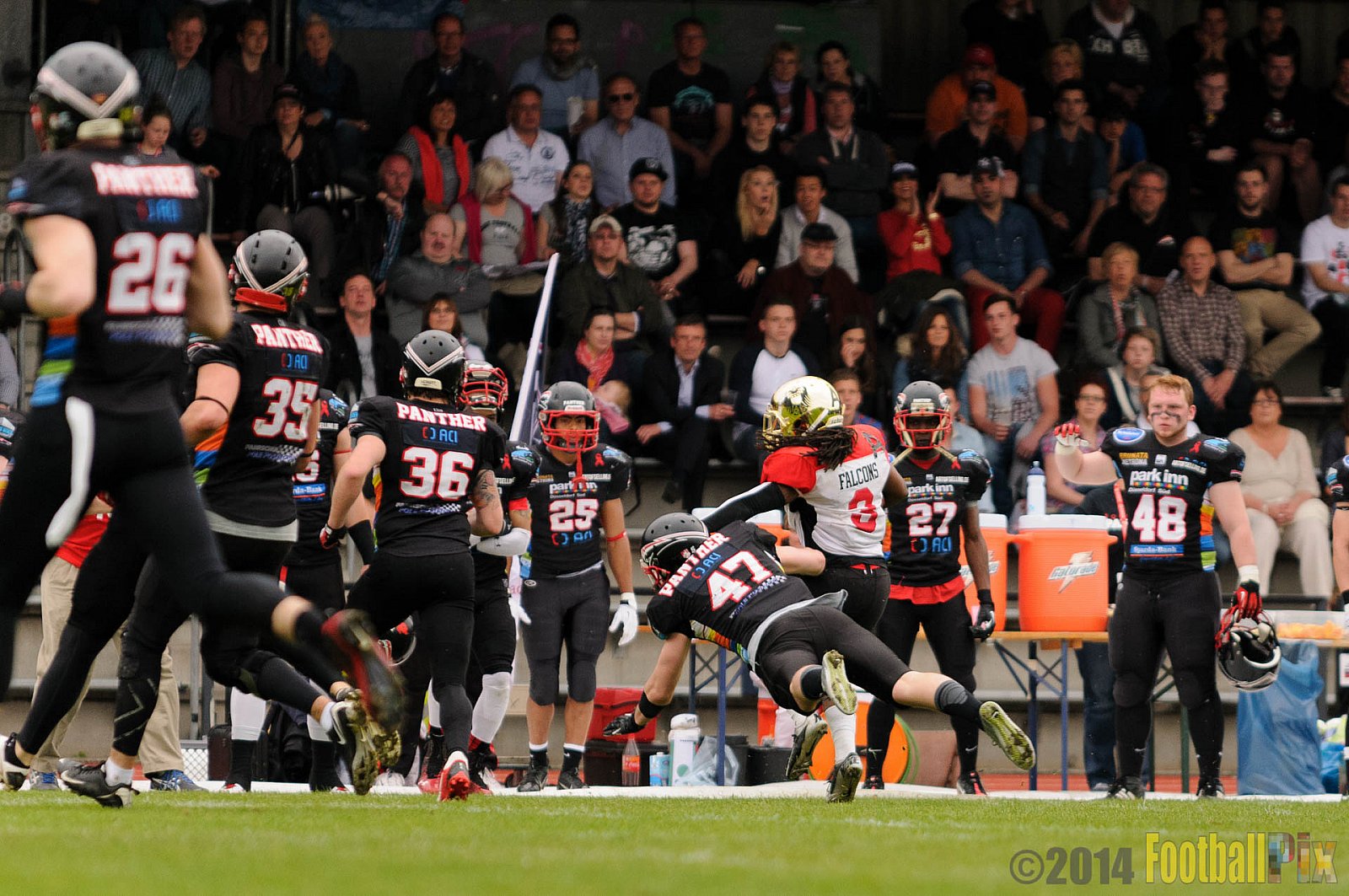 Düsseldorf Panther vs. Köln Falcons - 26.04.2014 GFL Nord: Düsseldorf Panther vs. Köln Falcons (25:27)
