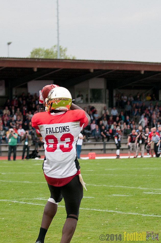 Düsseldorf Panther vs. Köln Falcons - 26.04.2014 GFL Nord: Düsseldorf Panther vs. Köln Falcons (25:27)