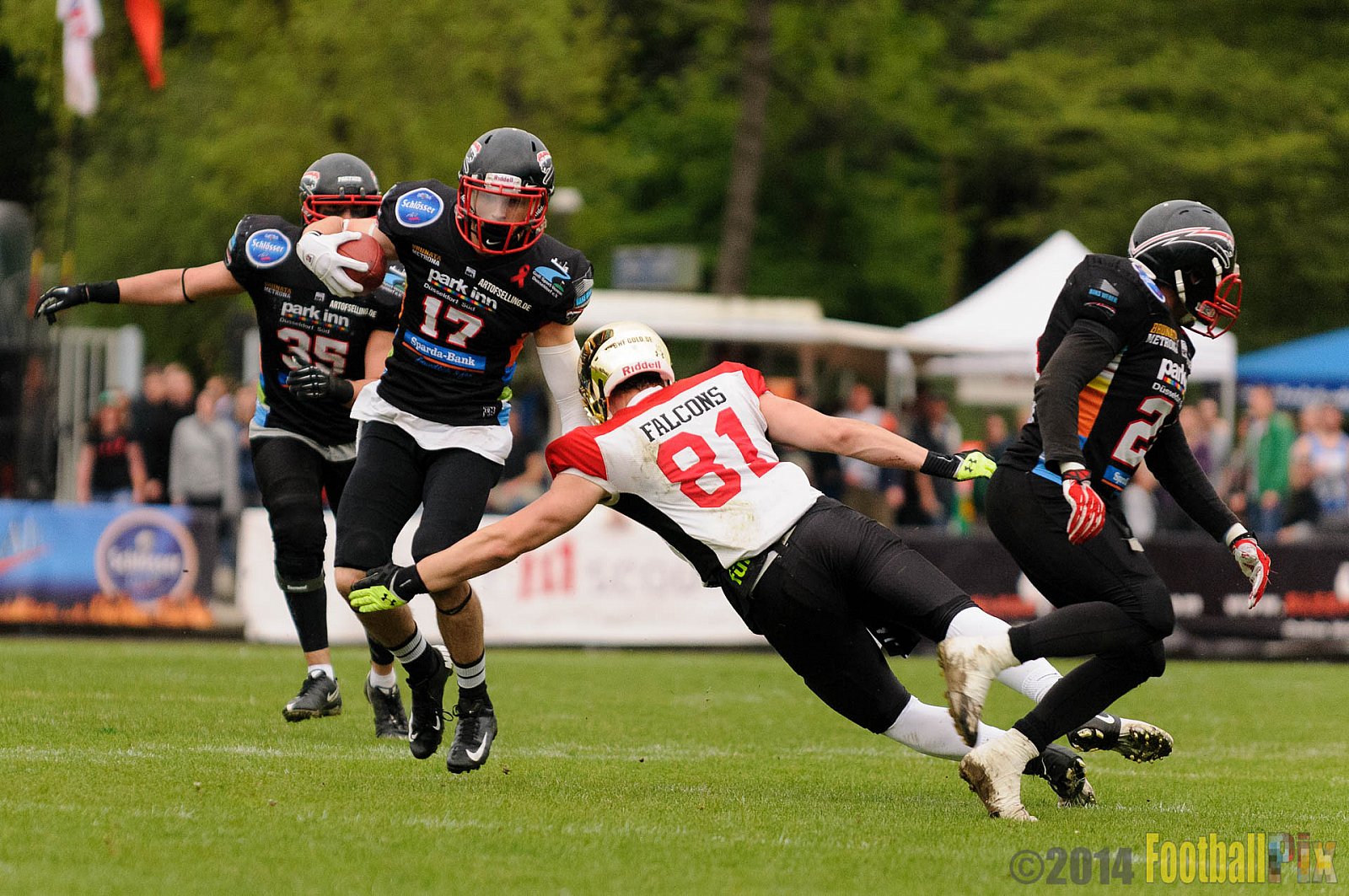 Düsseldorf Panther vs. Köln Falcons - 26.04.2014 GFL Nord: Düsseldorf Panther vs. Köln Falcons (25:27)