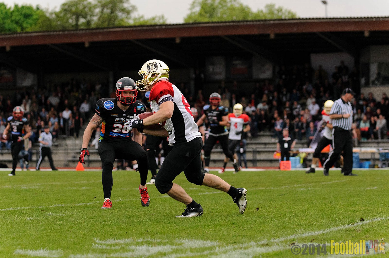 Düsseldorf Panther vs. Köln Falcons - 26.04.2014 GFL Nord: Düsseldorf Panther vs. Köln Falcons (25:27)