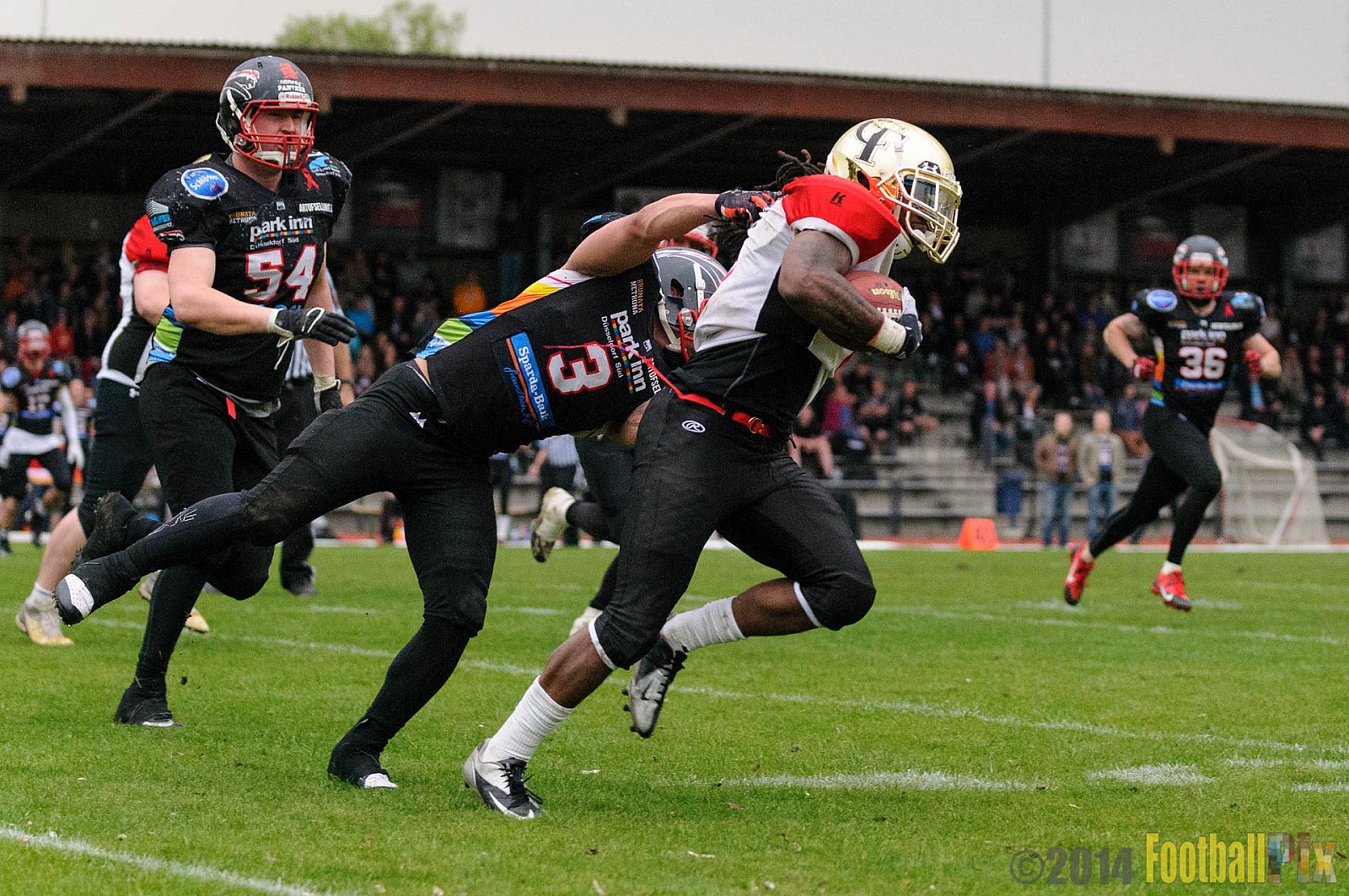 Düsseldorf Panther vs. Köln Falcons - 26.04.2014 GFL Nord: Düsseldorf Panther vs. Köln Falcons (25:27)