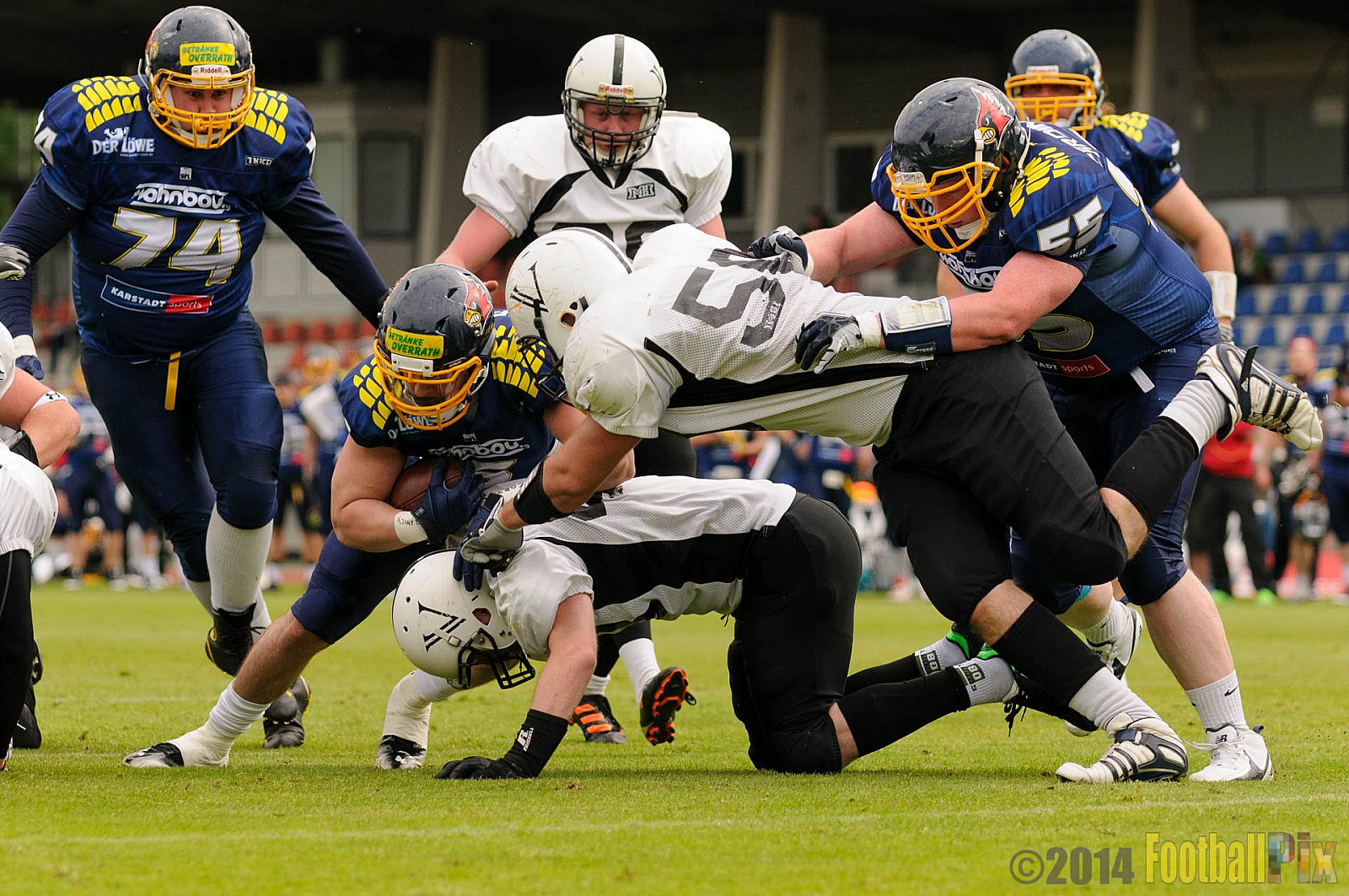Essen Assindia Cardinals vs. Aachen Vampires - 03.05.2014 Essen Assindia Cardinals vs. Aachen Vampires (81:0)