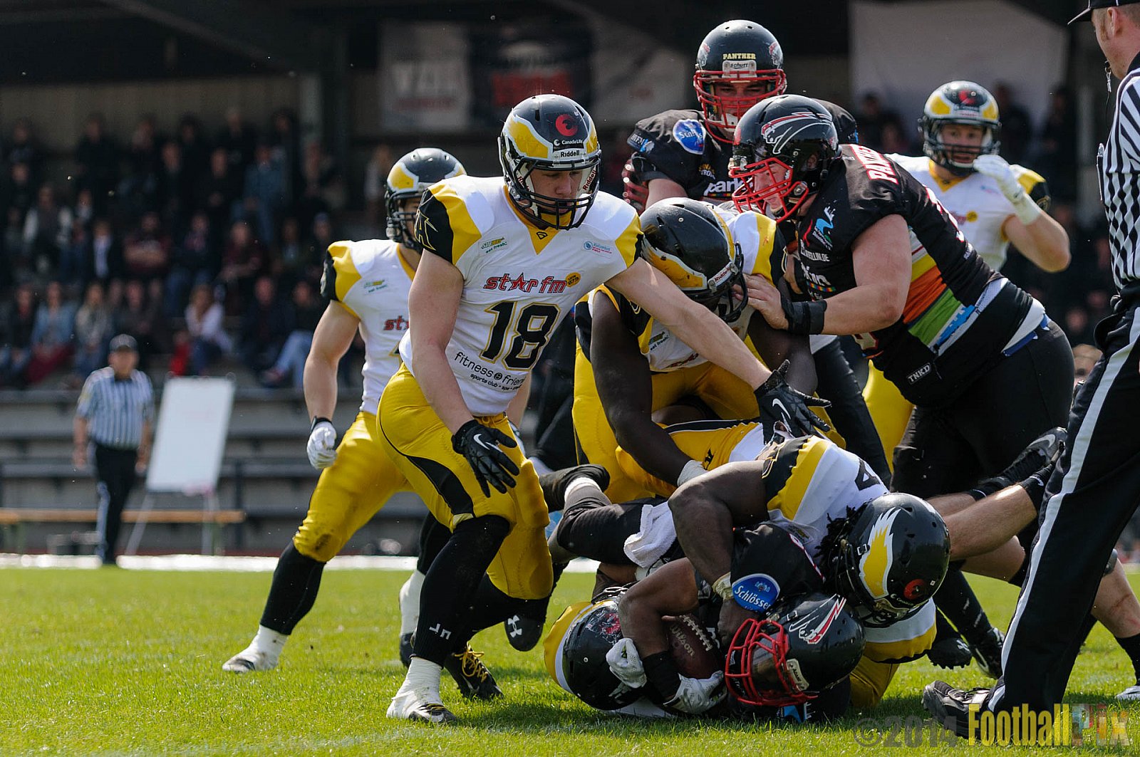 Düsseldorf Panther vs. Berlin Adler - 04.05.2014 GFL Nord: Düsseldorf Panther vs. Berlin Adler (22:42)